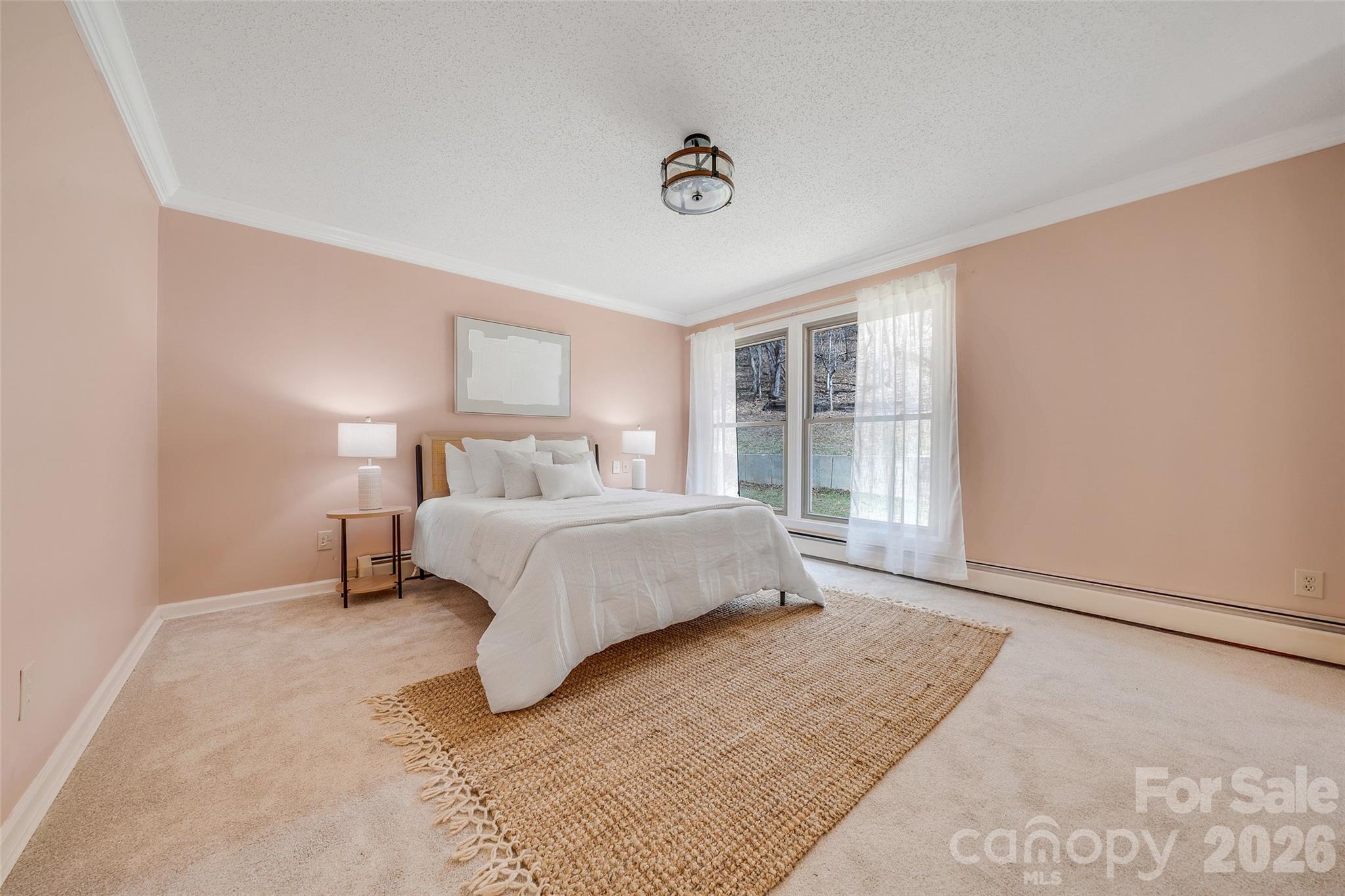 63 Pinecroft Road — Asheville