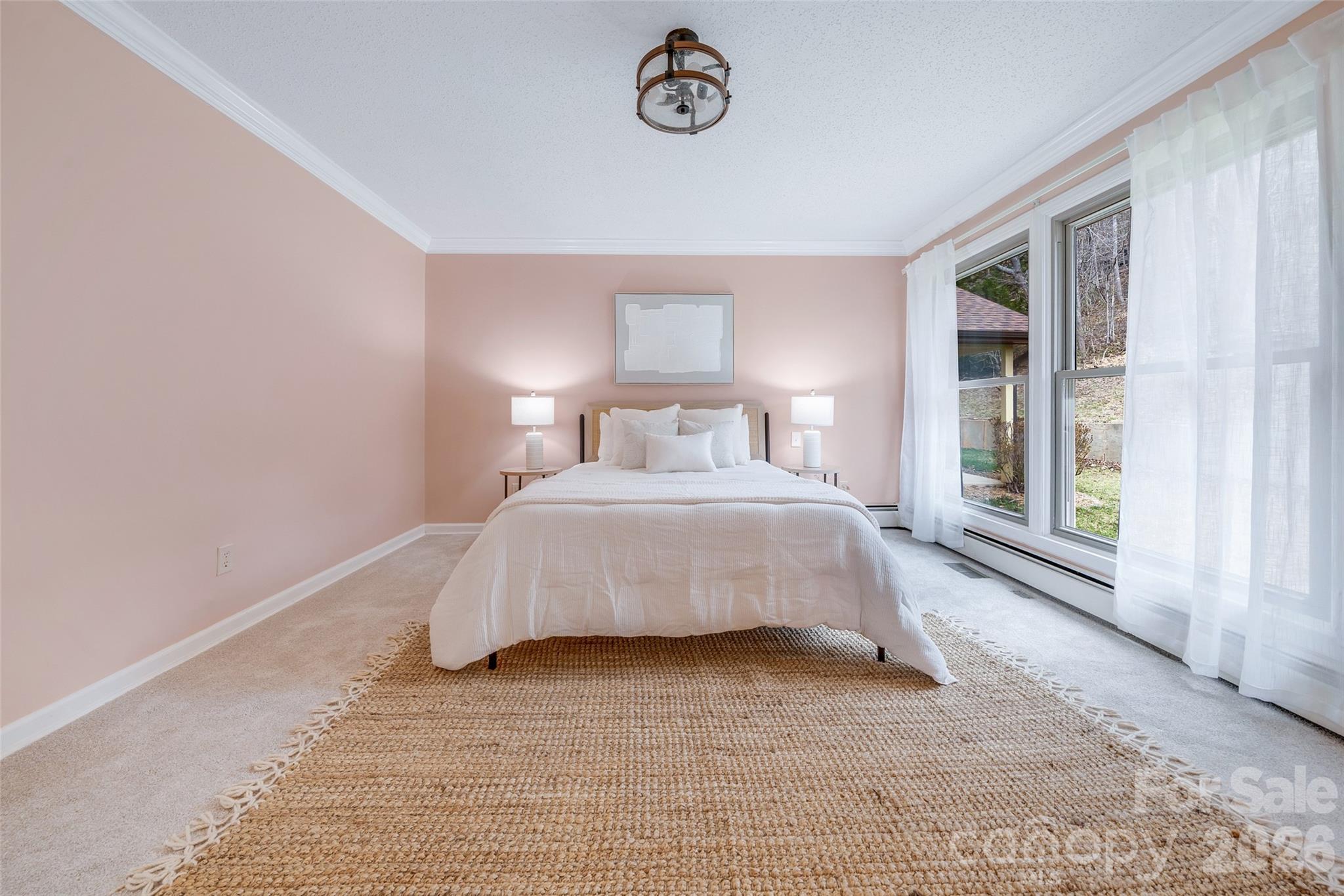 63 Pinecroft Road — Asheville
