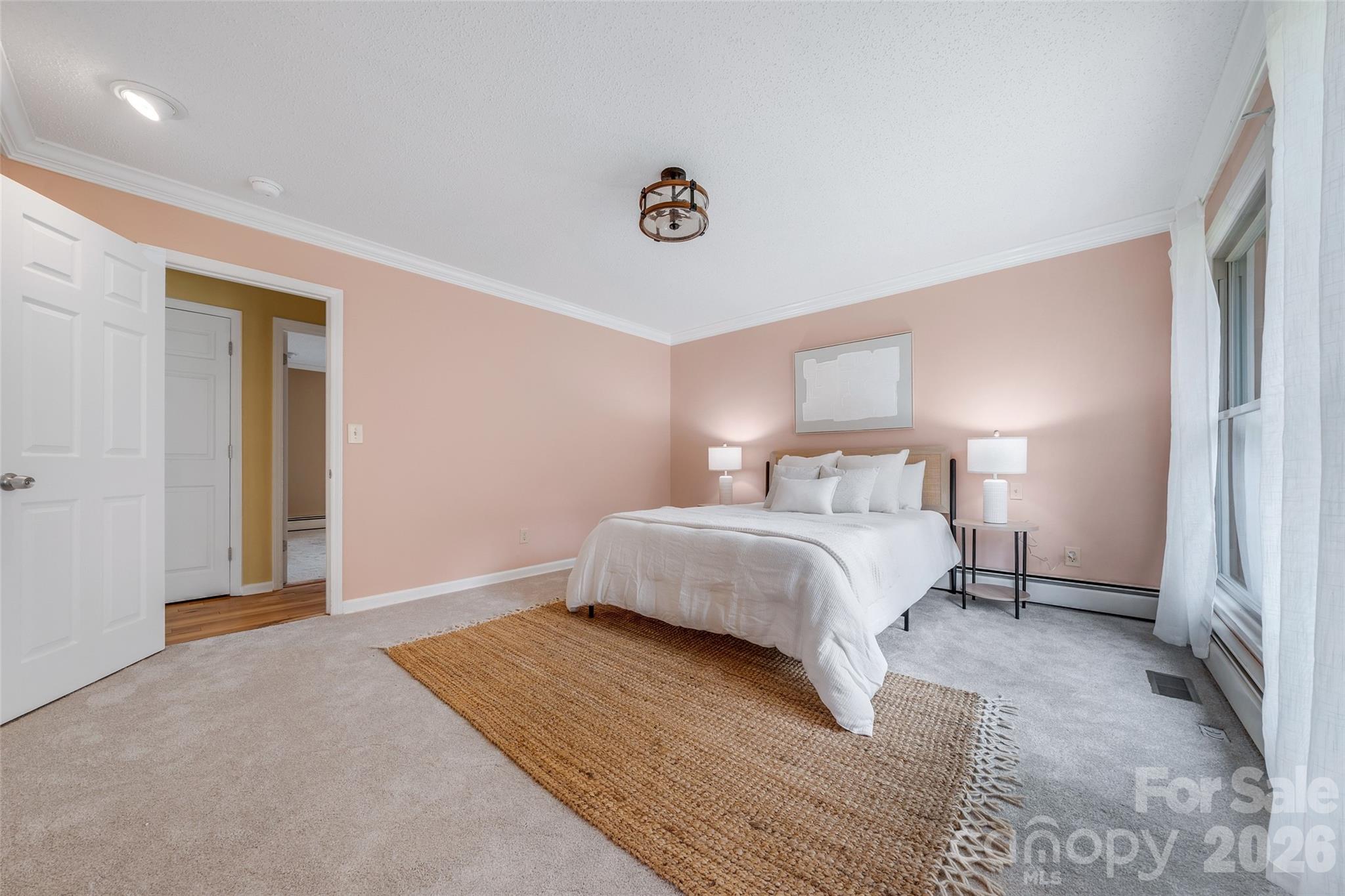 63 Pinecroft Road — Asheville