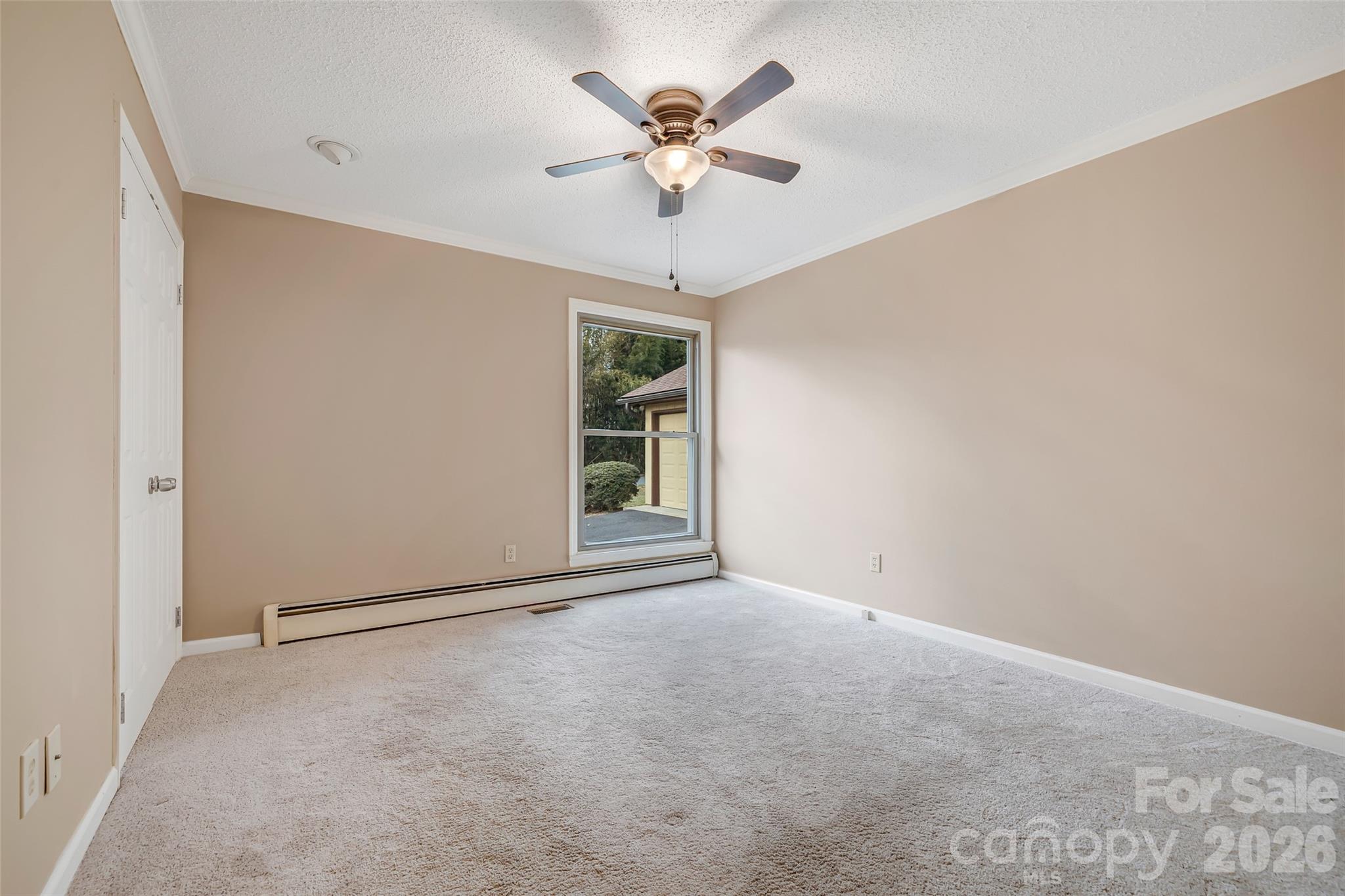 63 Pinecroft Road — Asheville