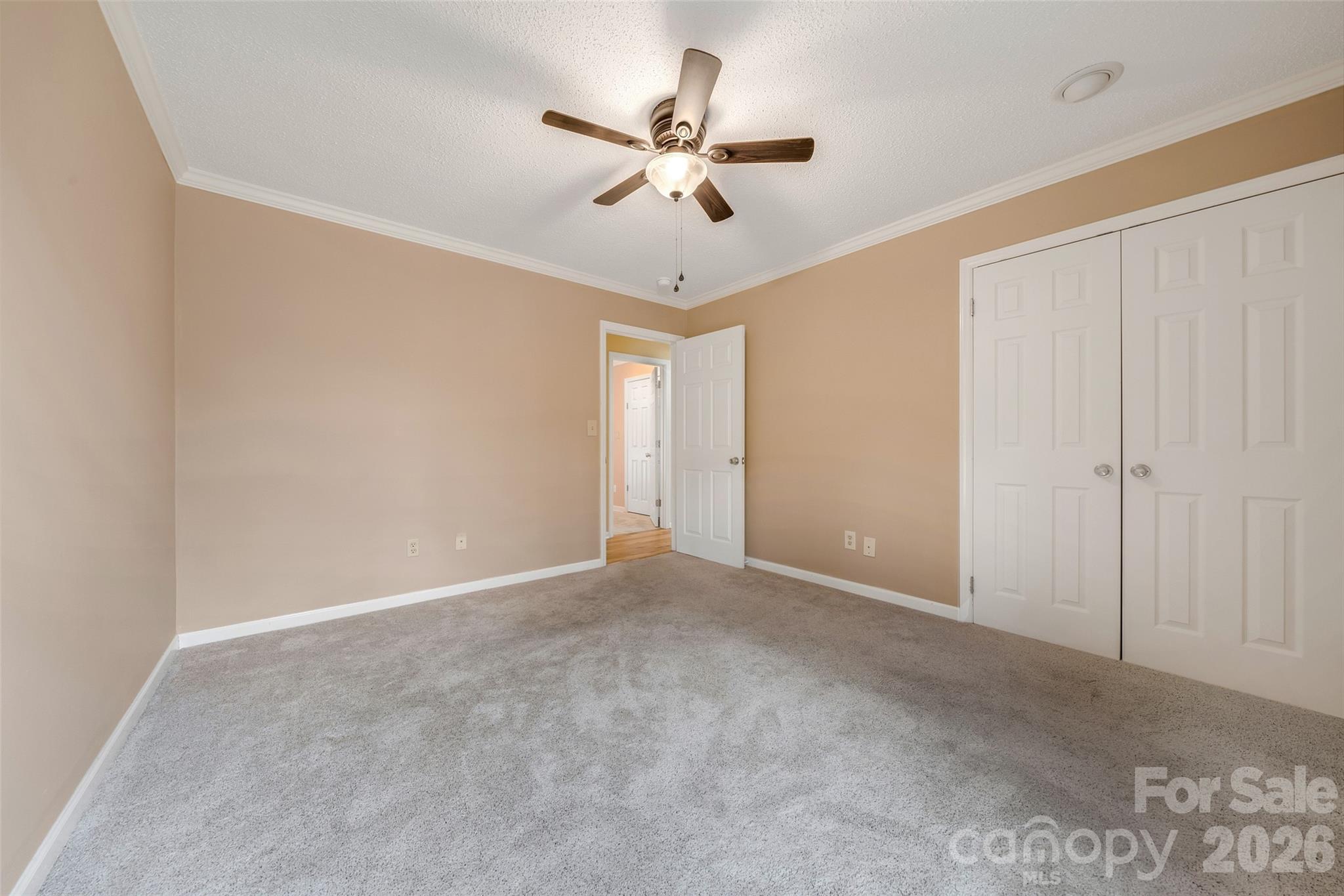 63 Pinecroft Road — Asheville