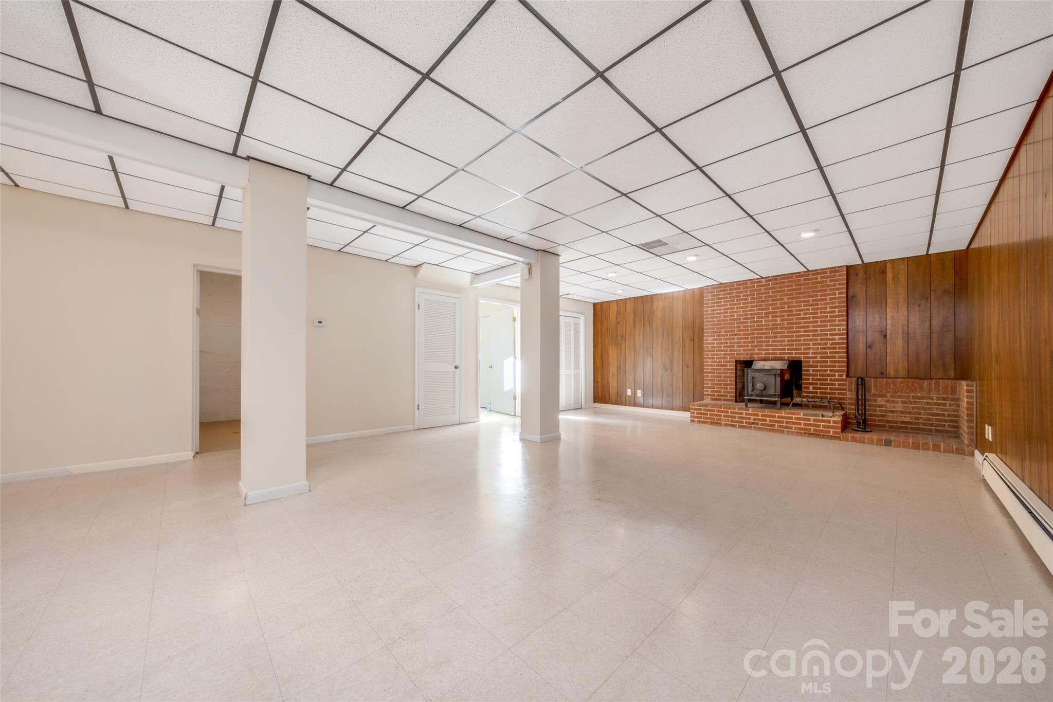 63 Pinecroft Road — Asheville
