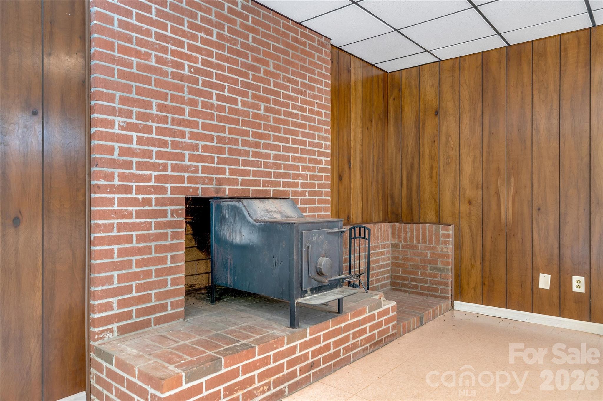 63 Pinecroft Road — Asheville