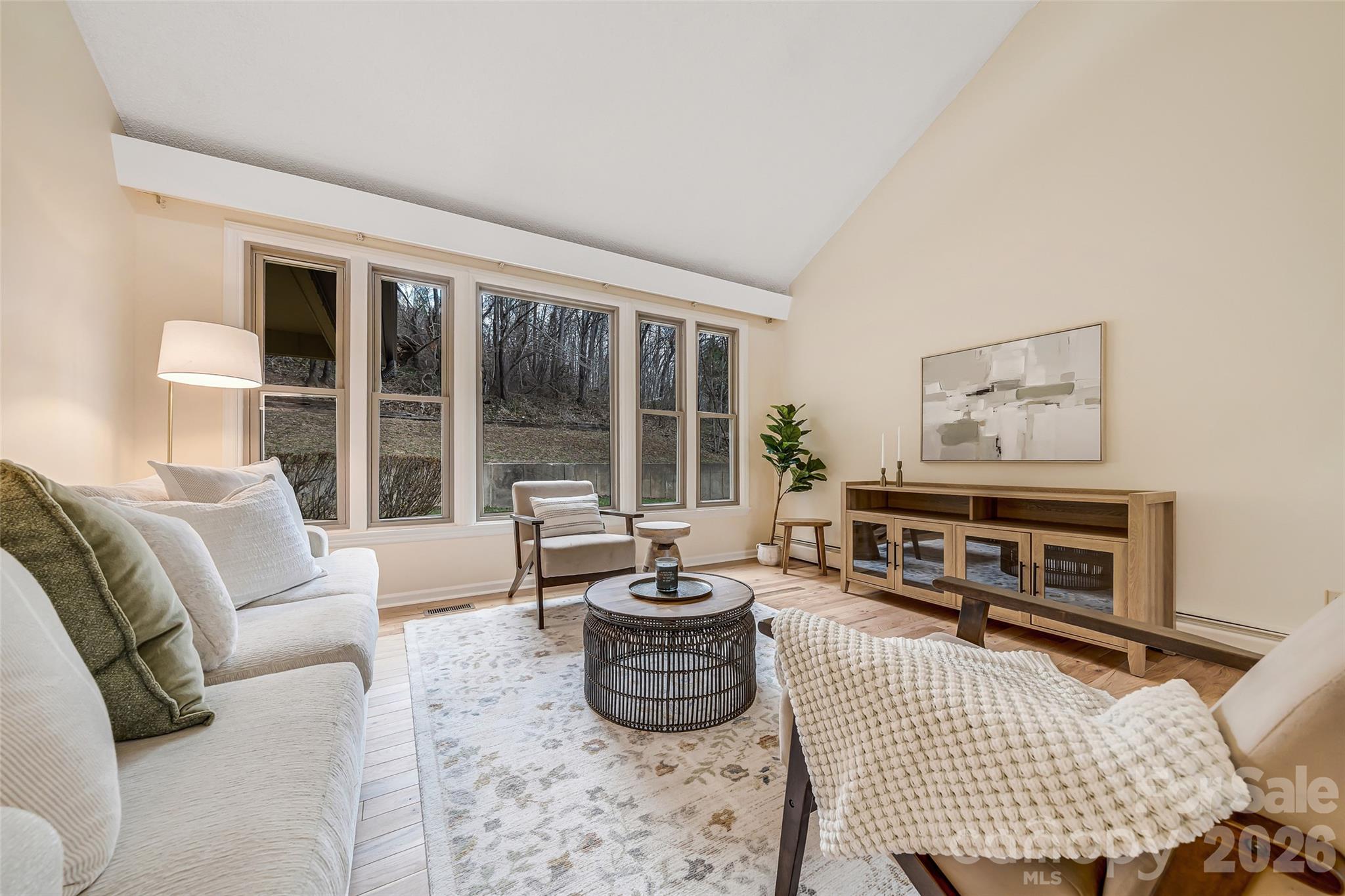 63 Pinecroft Road — Asheville