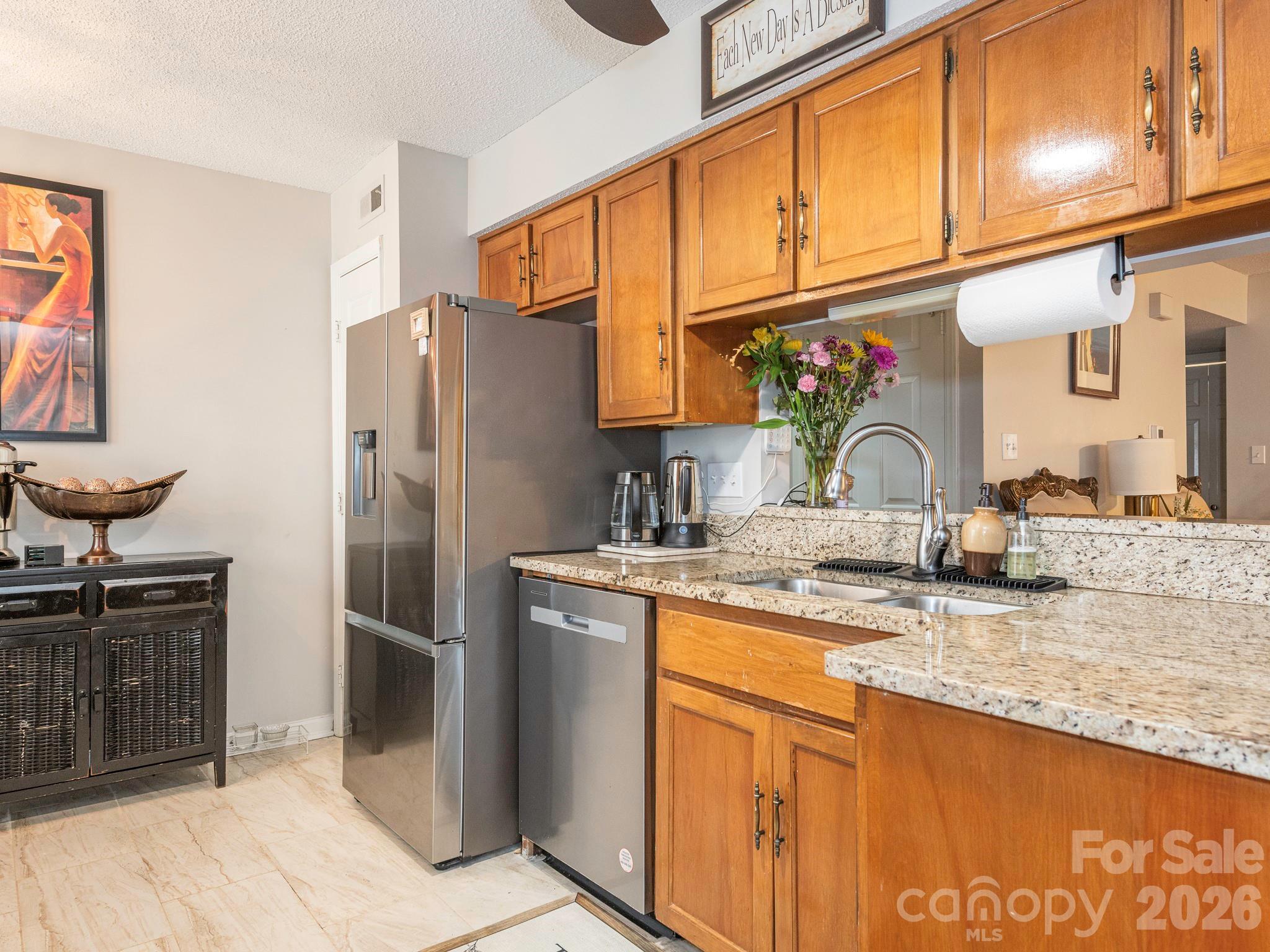 7200 Winery Lane — Charlotte
