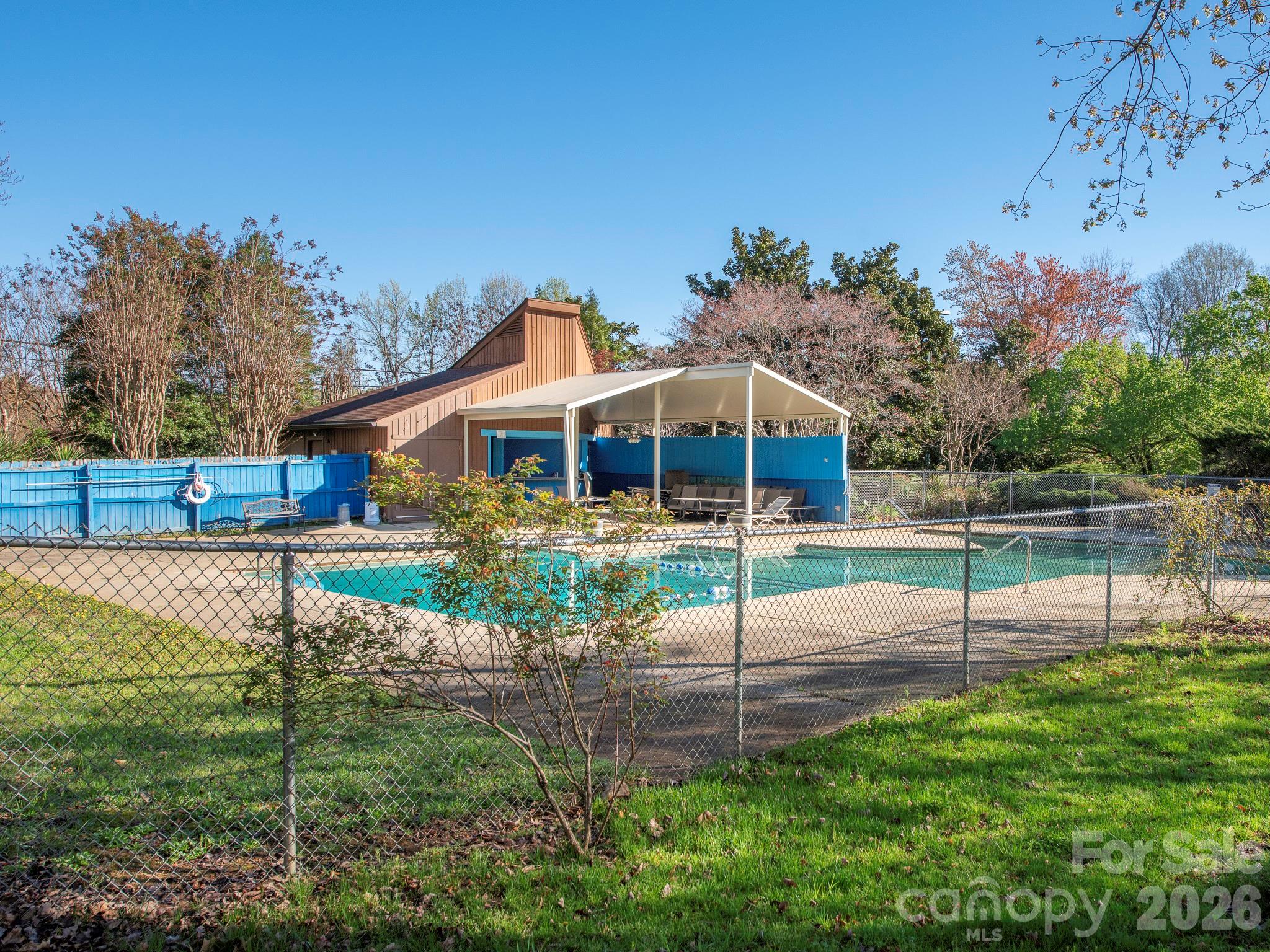 7200 Winery Lane — Charlotte