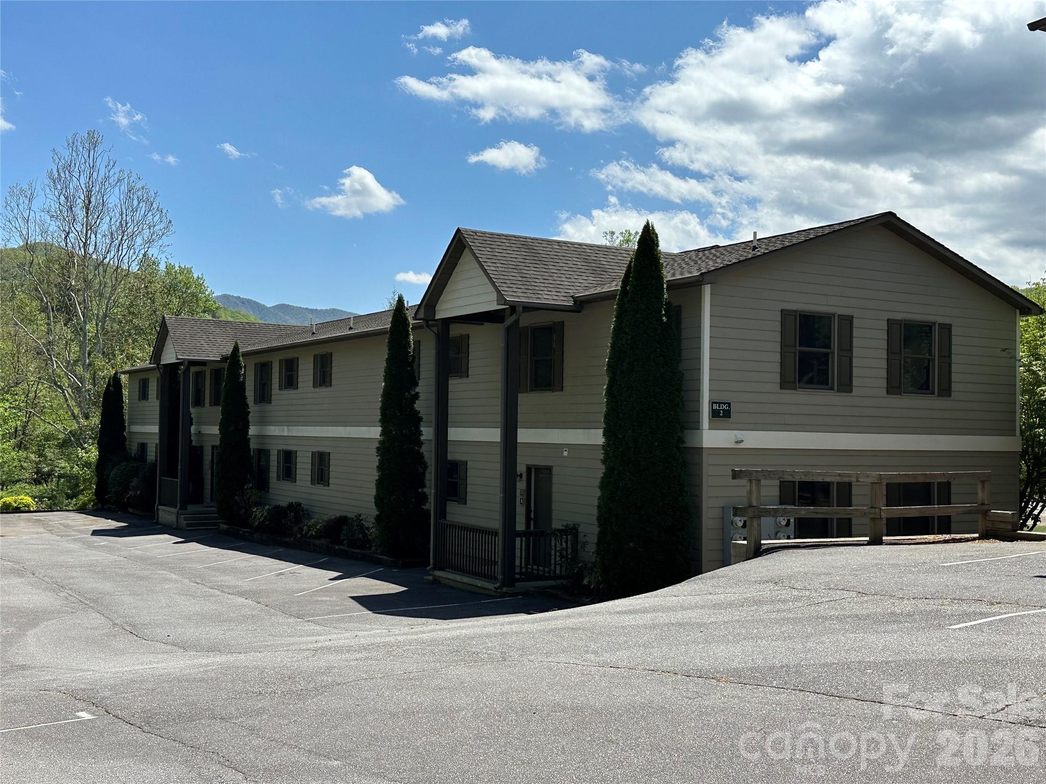 11014 NC 80 Highway S #2B — Burnsville