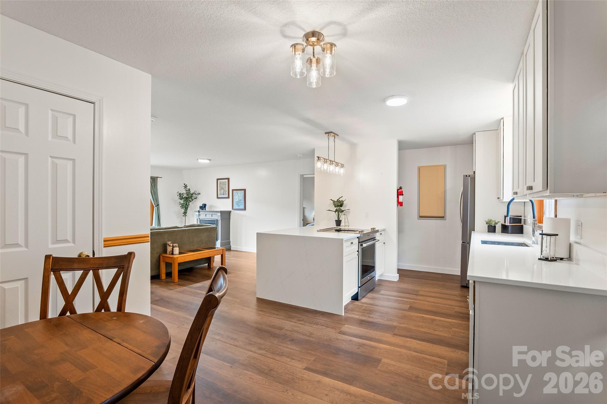 11014 NC 80 Highway S #2B — Burnsville