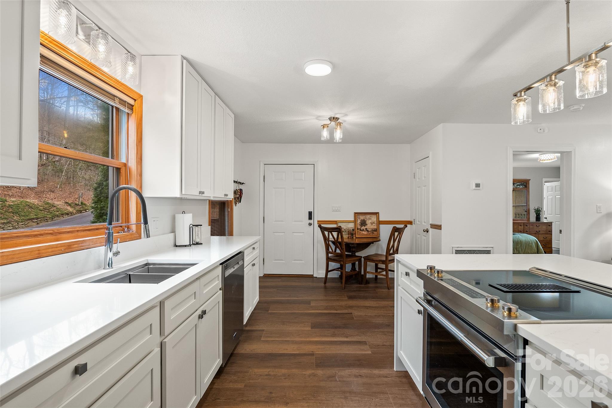 11014 NC 80 Highway S #2B — Burnsville