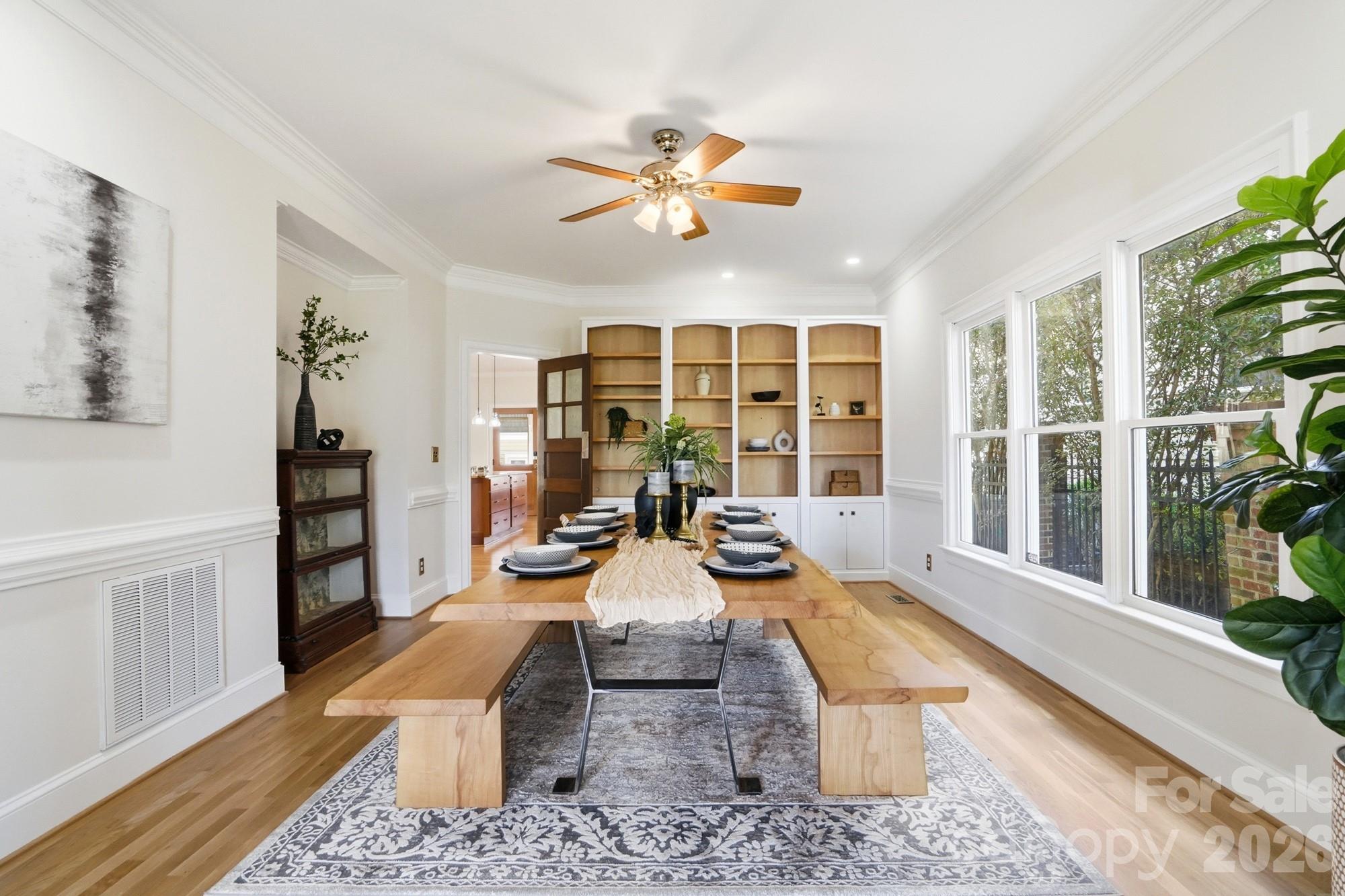 416 E Park Avenue — Charlotte