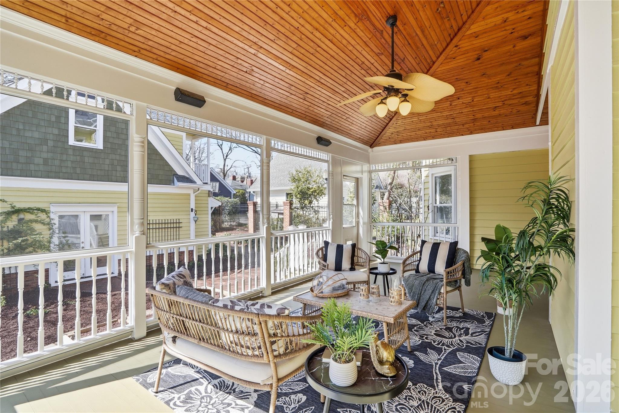416 E Park Avenue — Charlotte