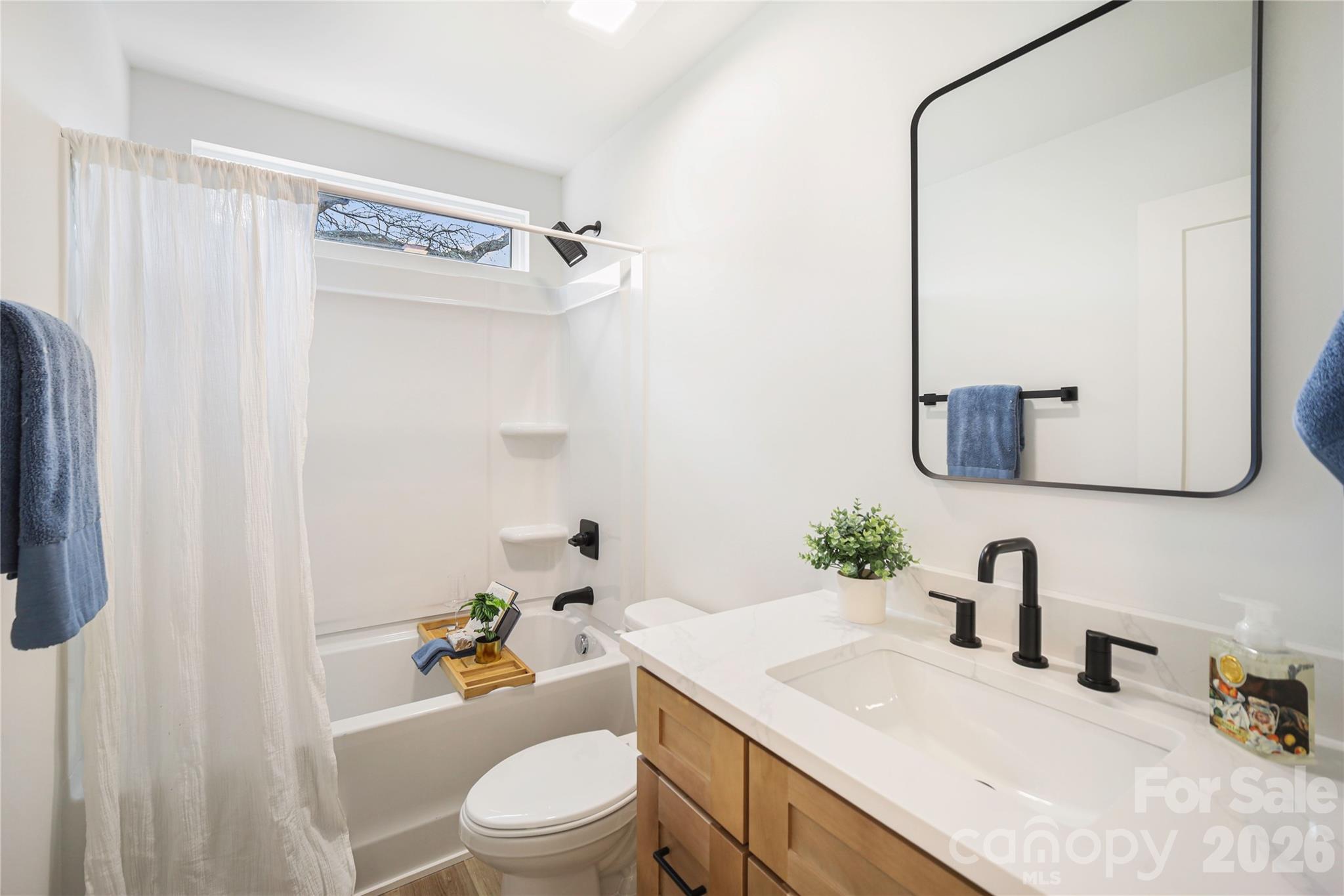3209 Ross Avenue — Charlotte
