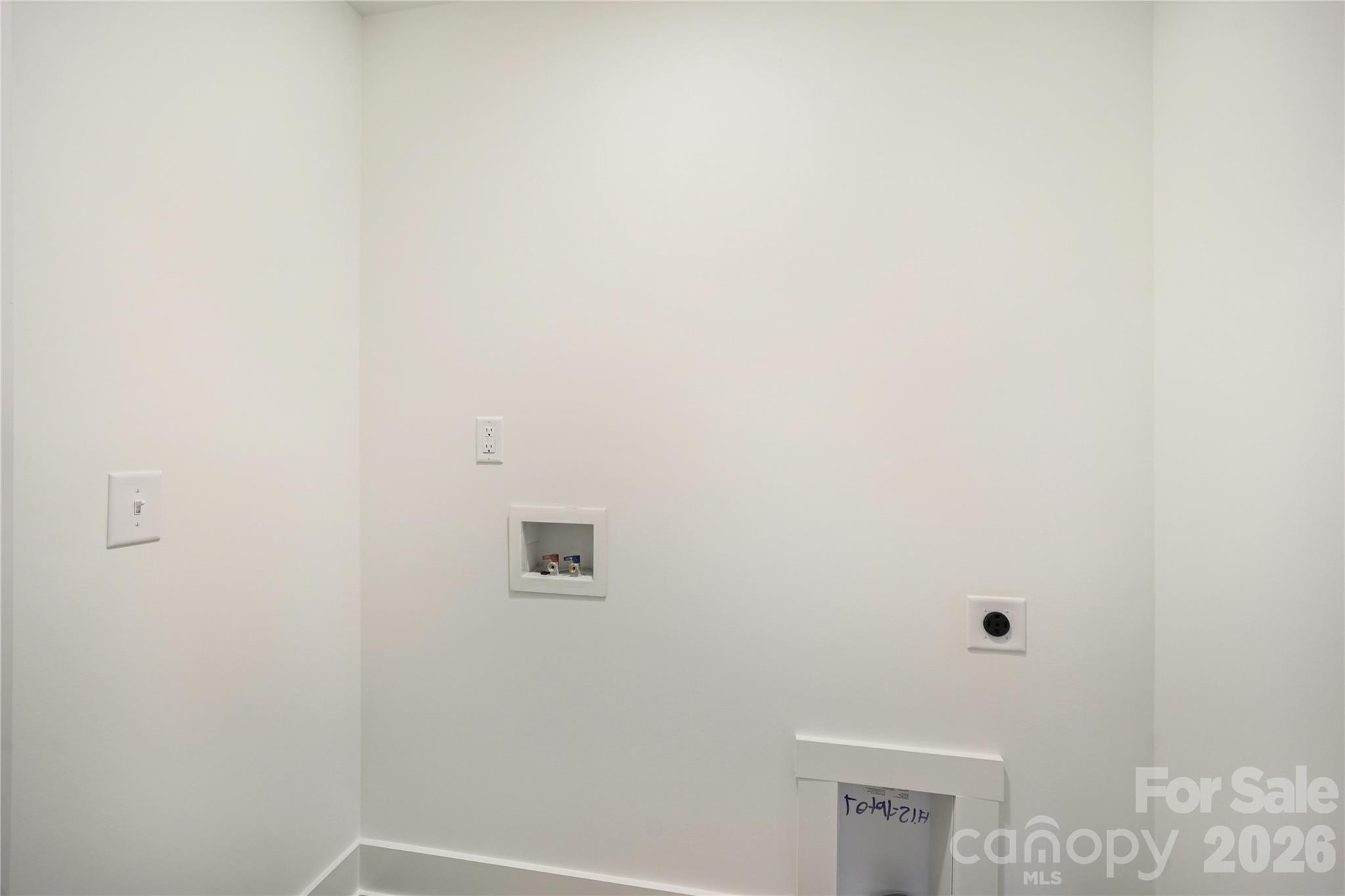3209 Ross Avenue — Charlotte