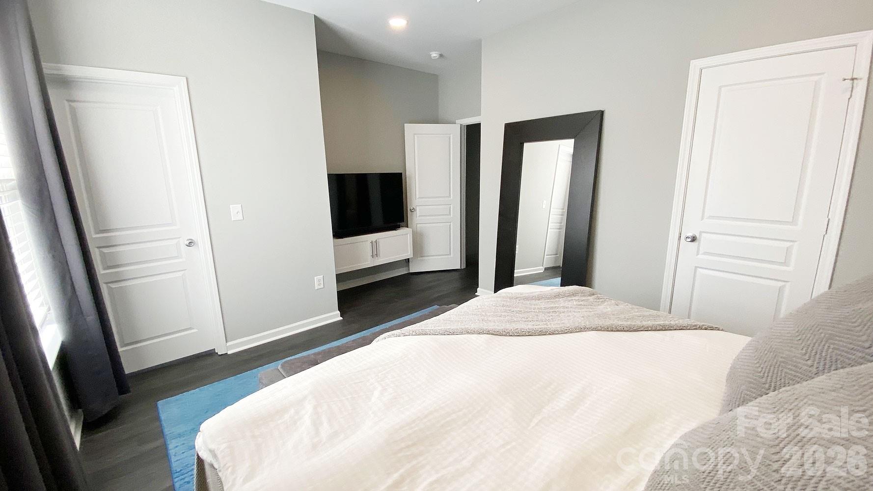 446 W Worthington Avenue — Charlotte