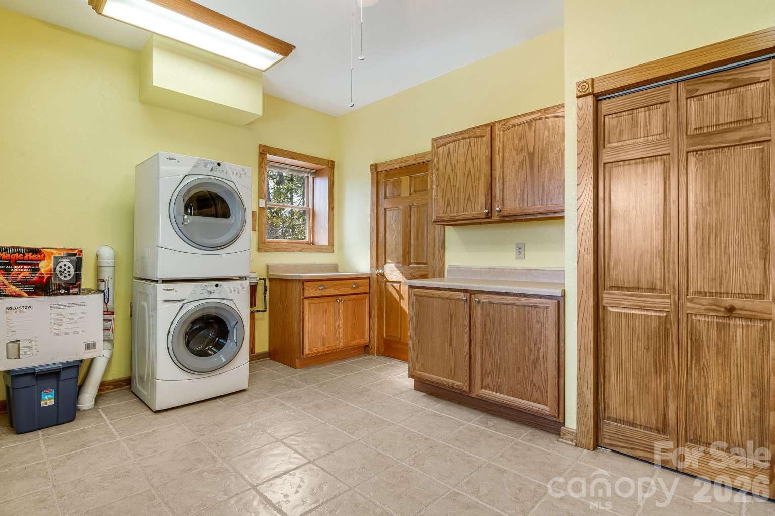 20 Stony Crest Drive — Spruce Pine