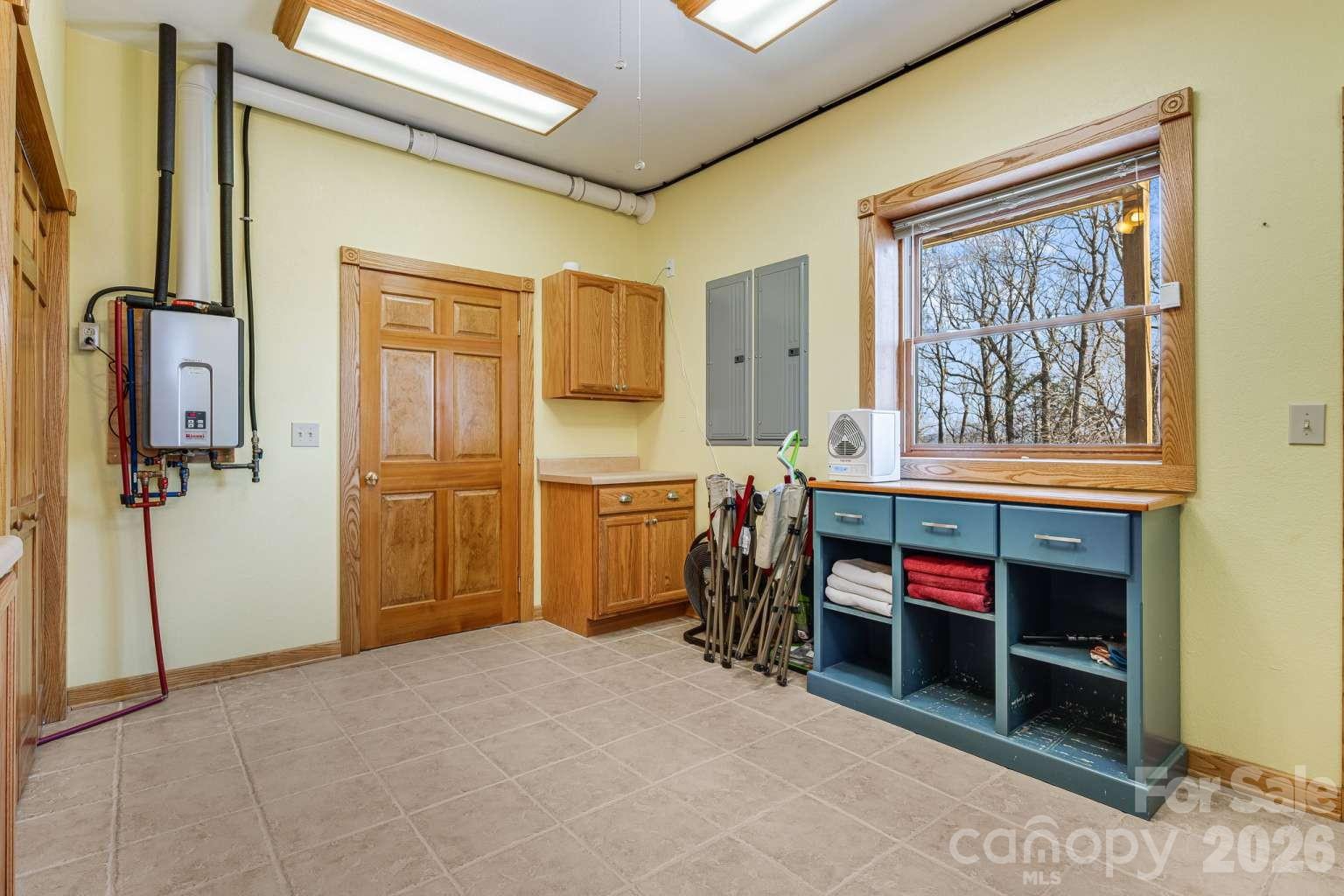 20 Stony Crest Drive — Spruce Pine