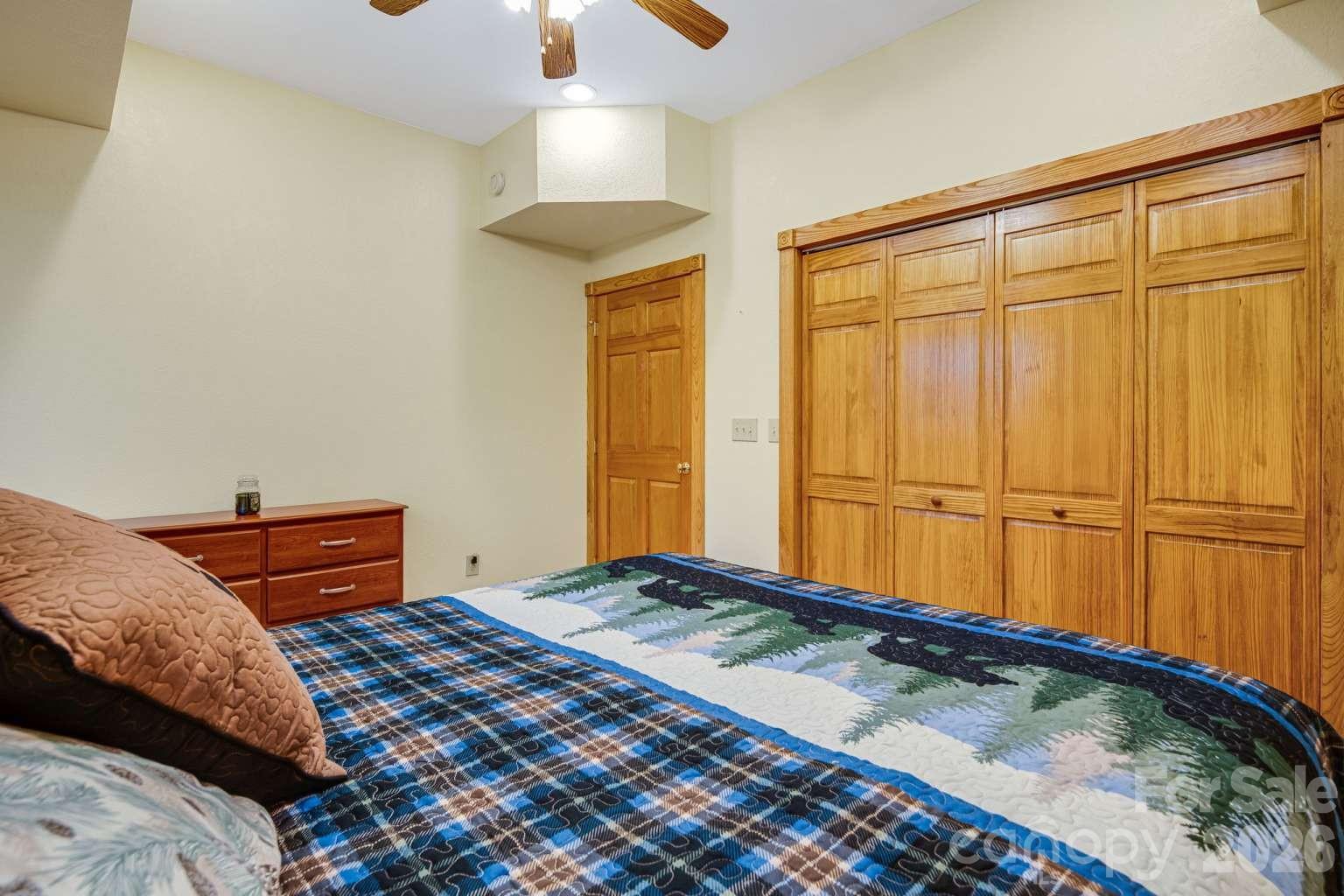 20 Stony Crest Drive — Spruce Pine