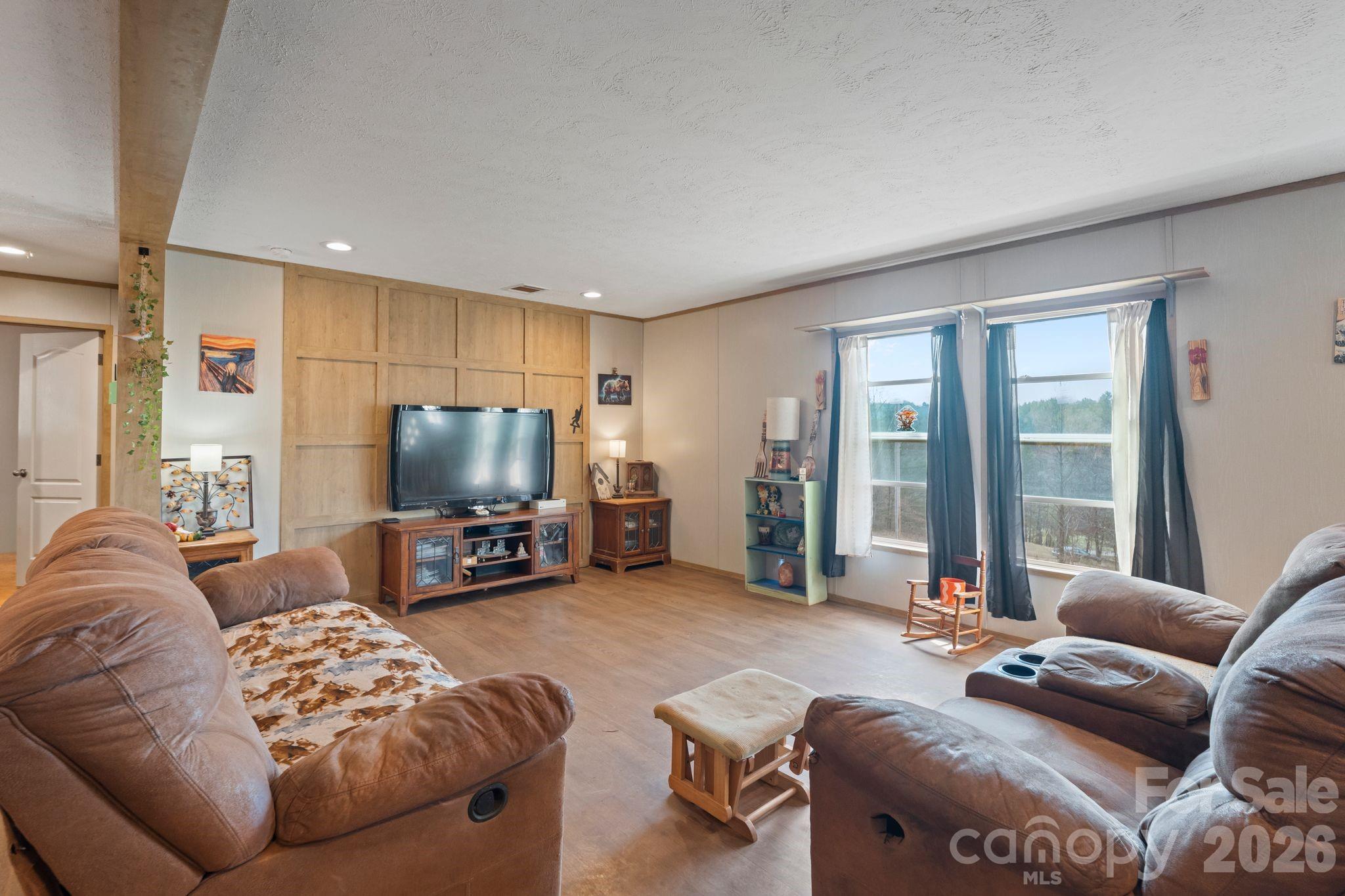 5005 Rocky Ridge Road — Connelly Springs