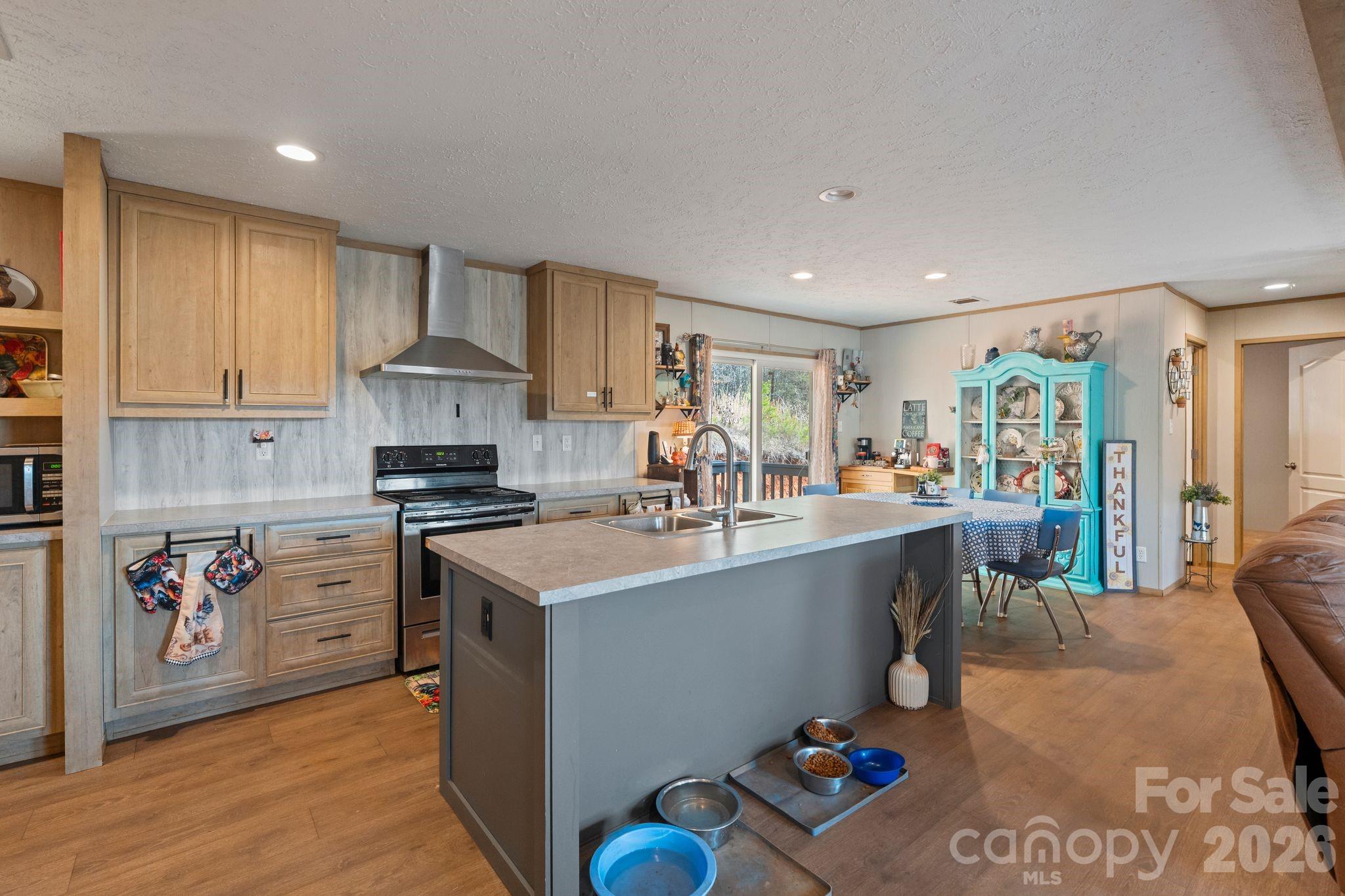 5005 Rocky Ridge Road — Connelly Springs