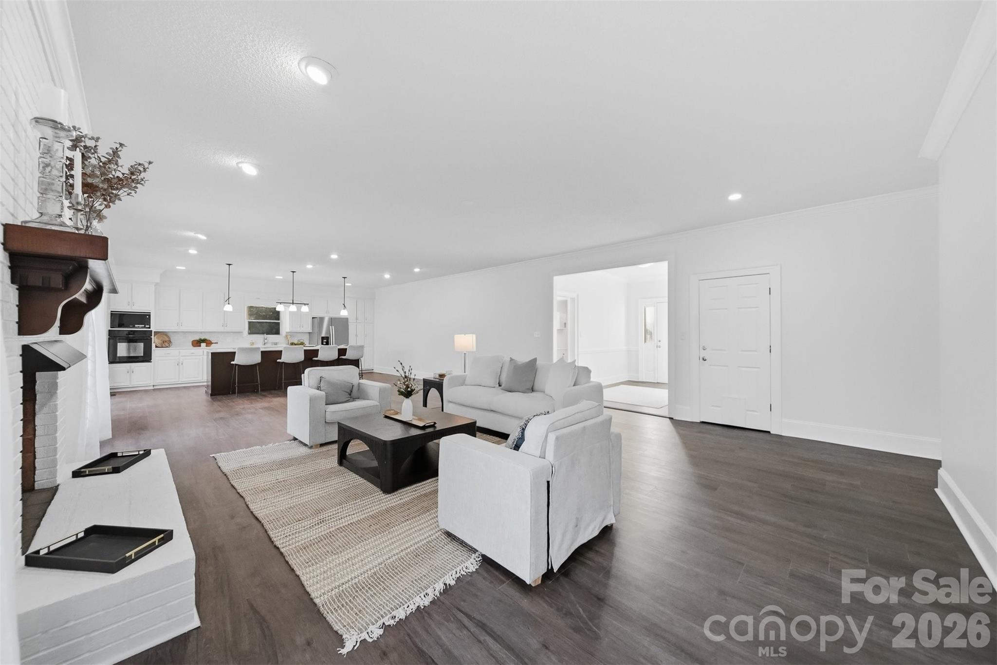 3718 Club House Drive NE — Conover