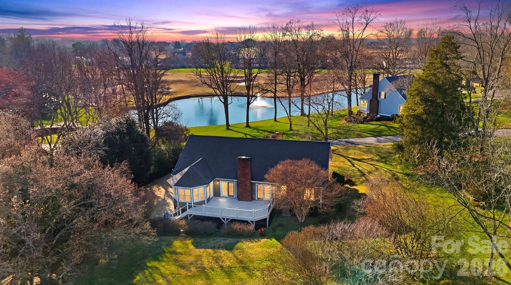 3718 Club House Drive NE — Conover