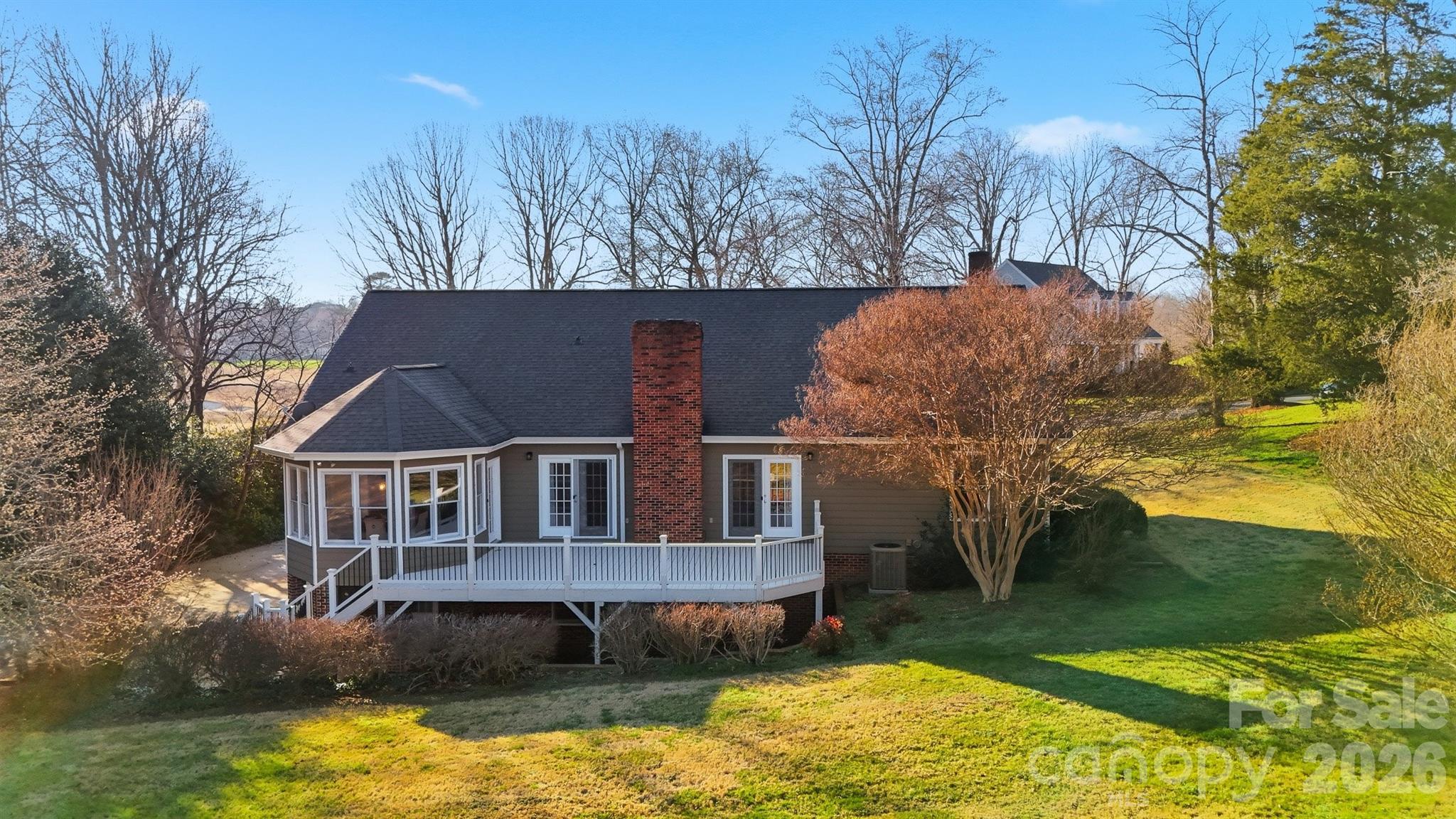 3718 Club House Drive NE — Conover