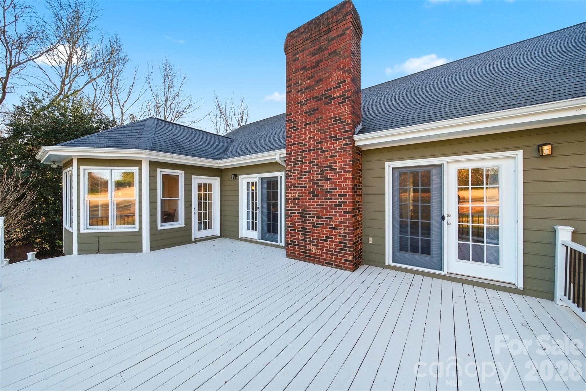 3718 Club House Drive NE — Conover