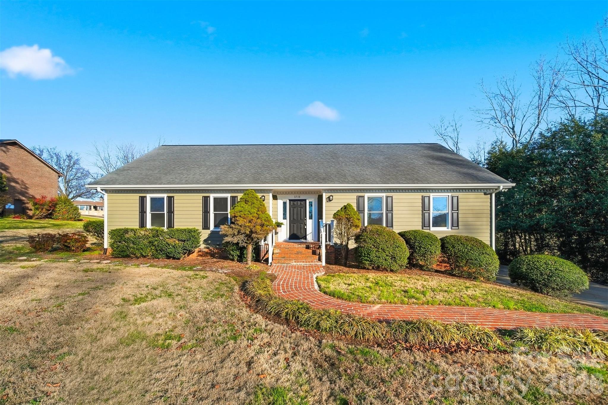 3718 Club House Drive NE — Conover