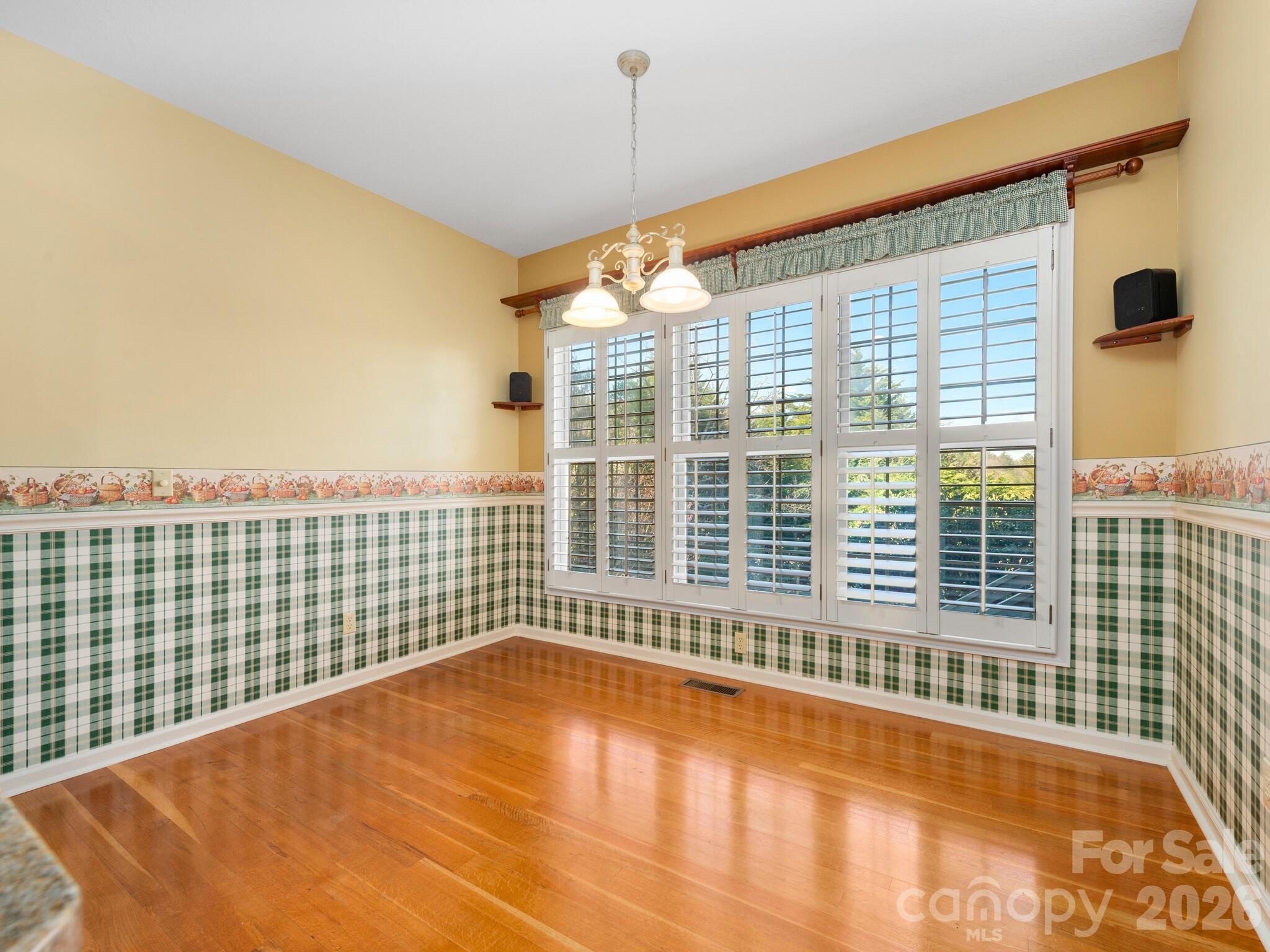 17 Ashton Forest Court — Hendersonville