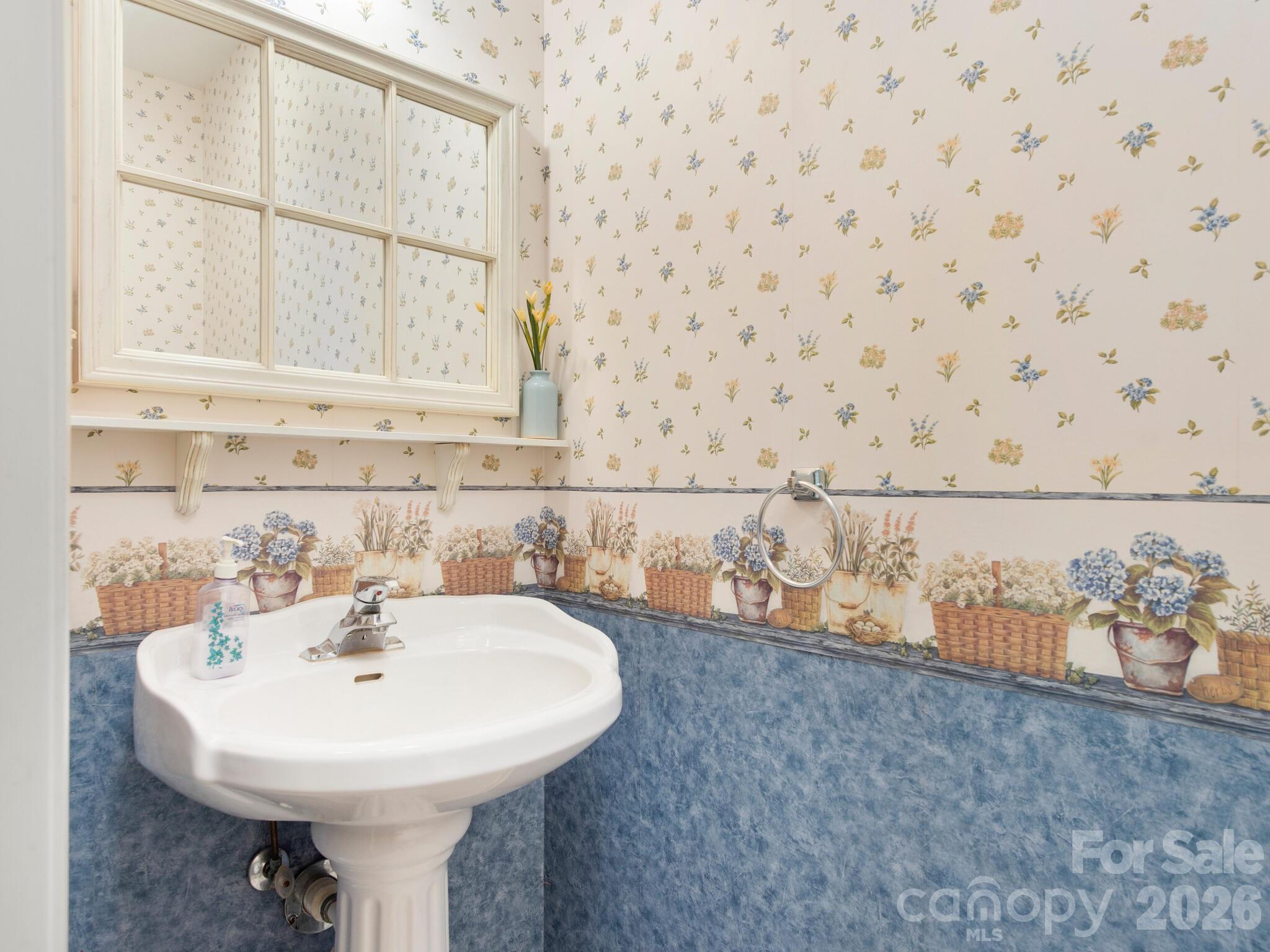 17 Ashton Forest Court — Hendersonville