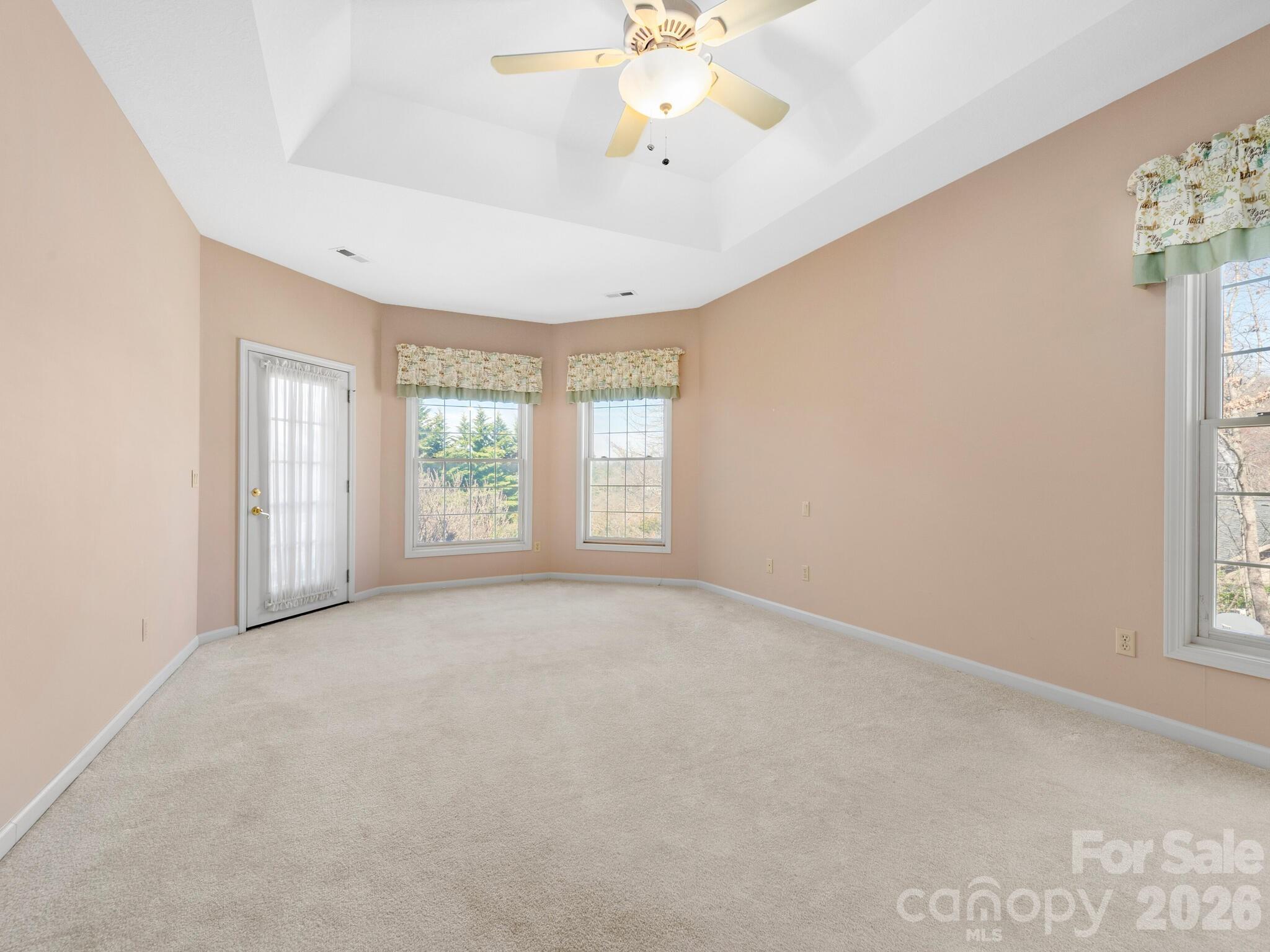 17 Ashton Forest Court — Hendersonville