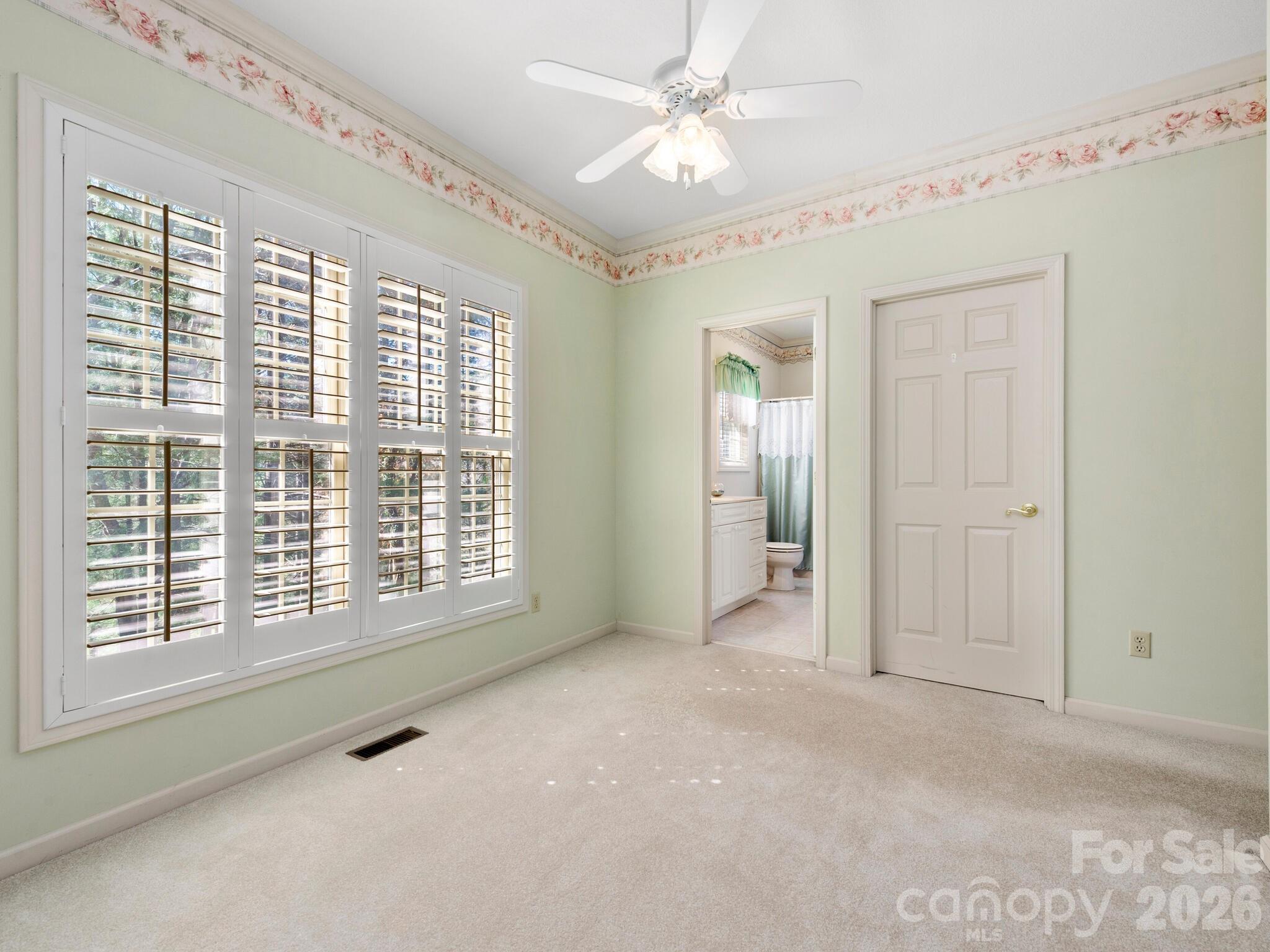 17 Ashton Forest Court — Hendersonville
