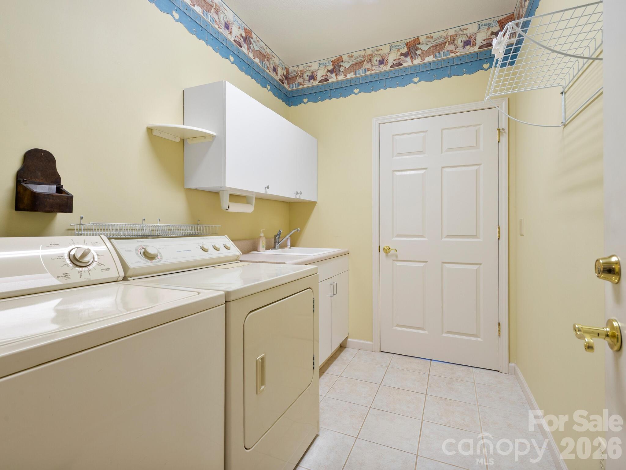 17 Ashton Forest Court — Hendersonville