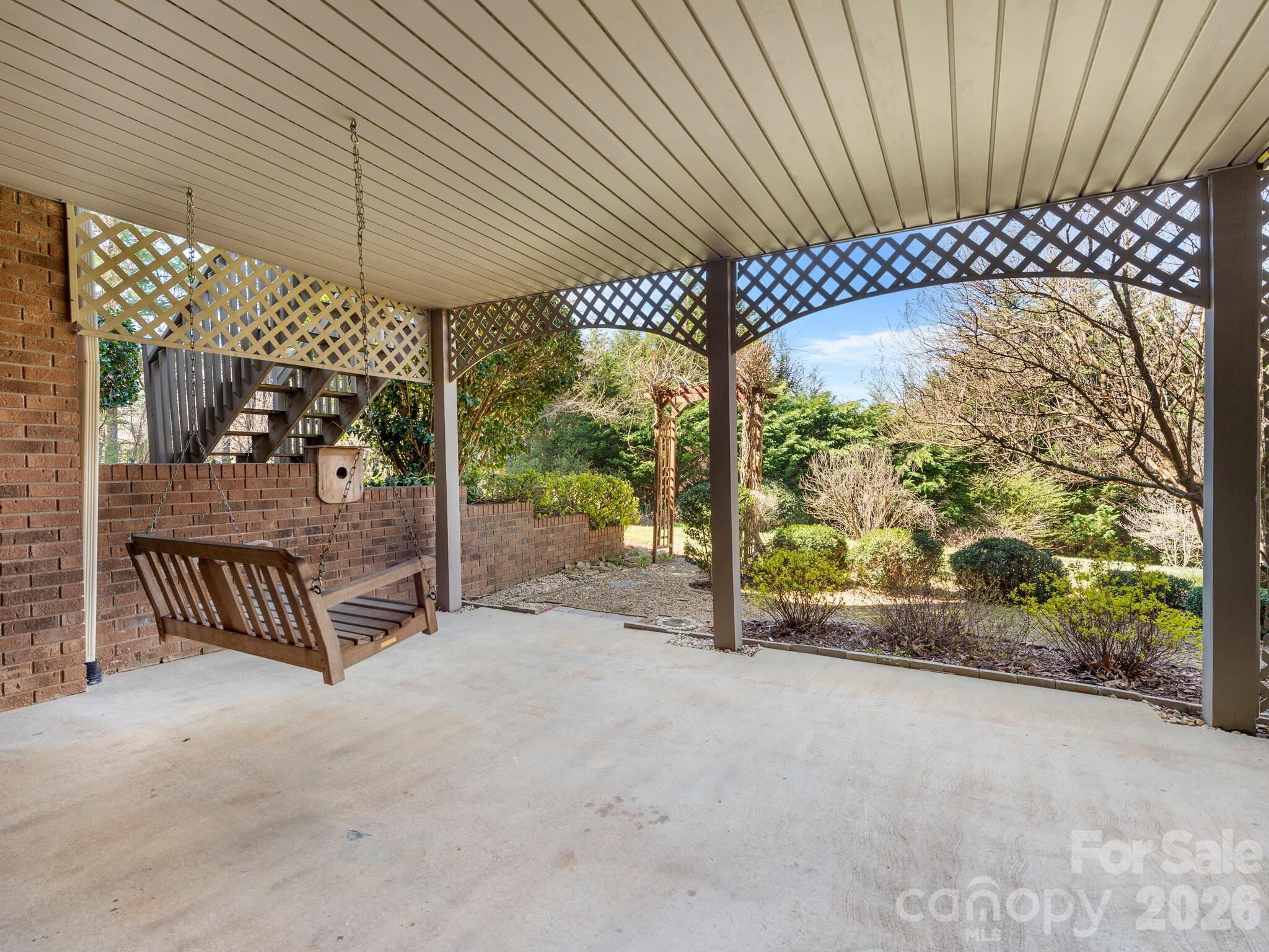 17 Ashton Forest Court — Hendersonville