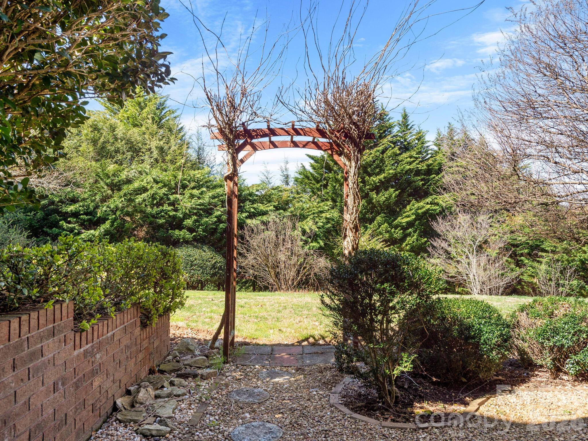 17 Ashton Forest Court — Hendersonville