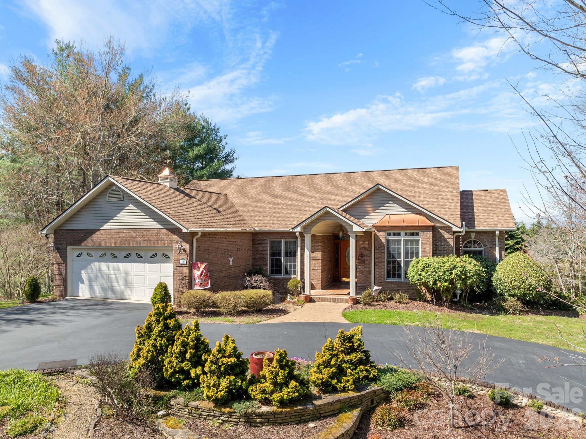17 Ashton Forest Court — Hendersonville