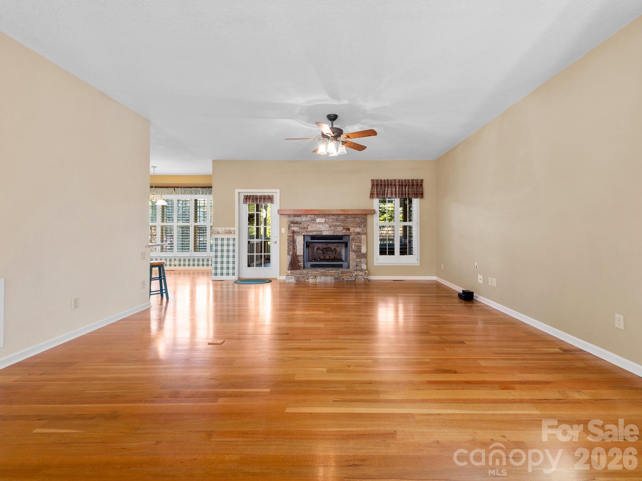 17 Ashton Forest Court — Hendersonville