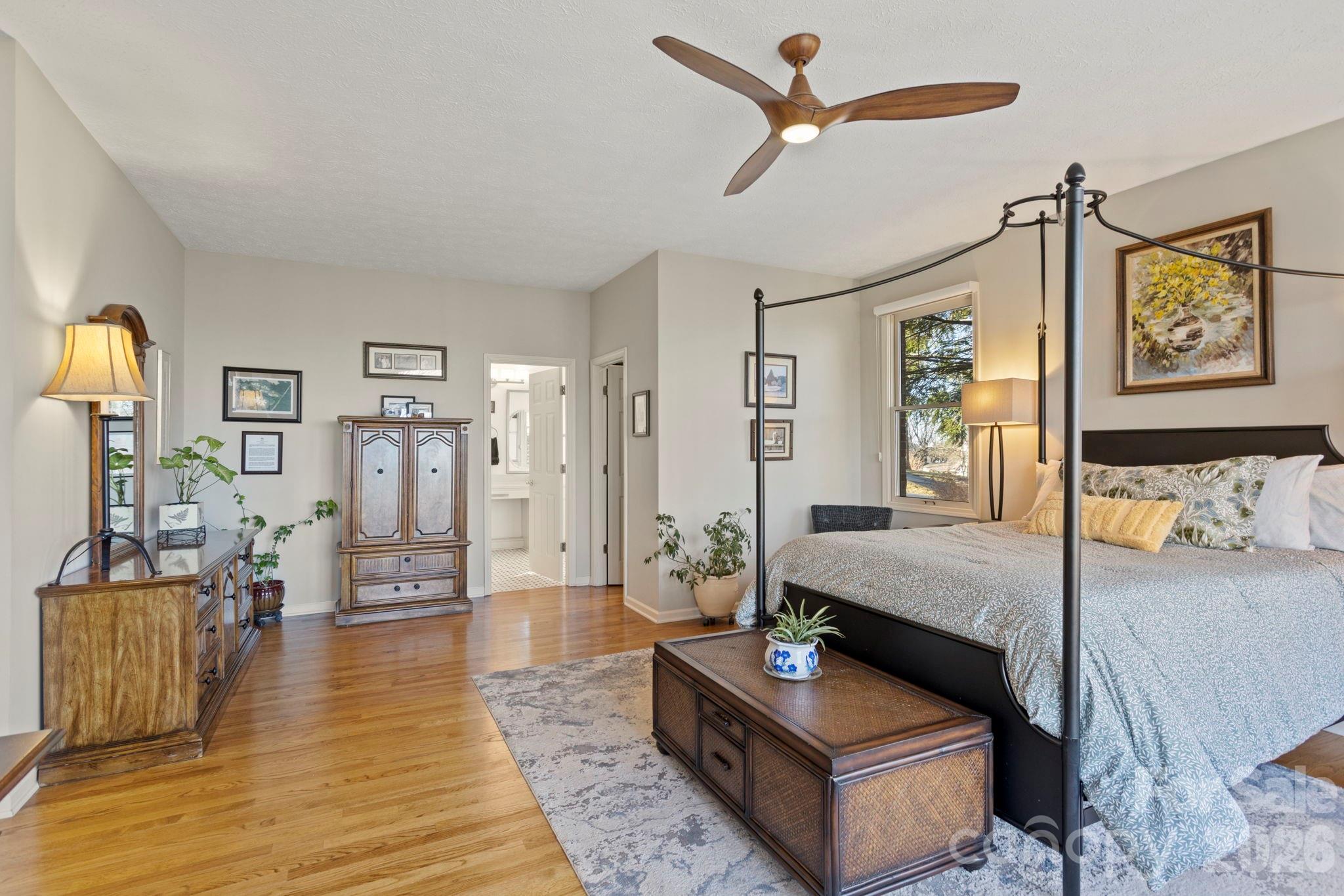 103 Bellshire Drive — Flat Rock