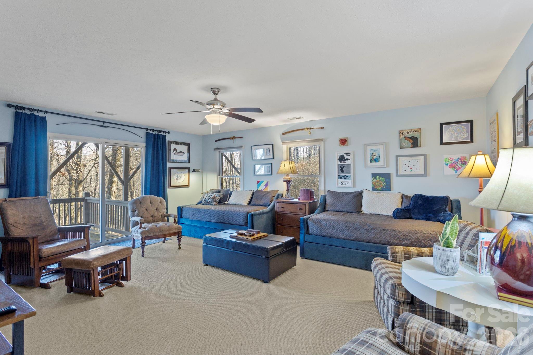 103 Bellshire Drive — Flat Rock