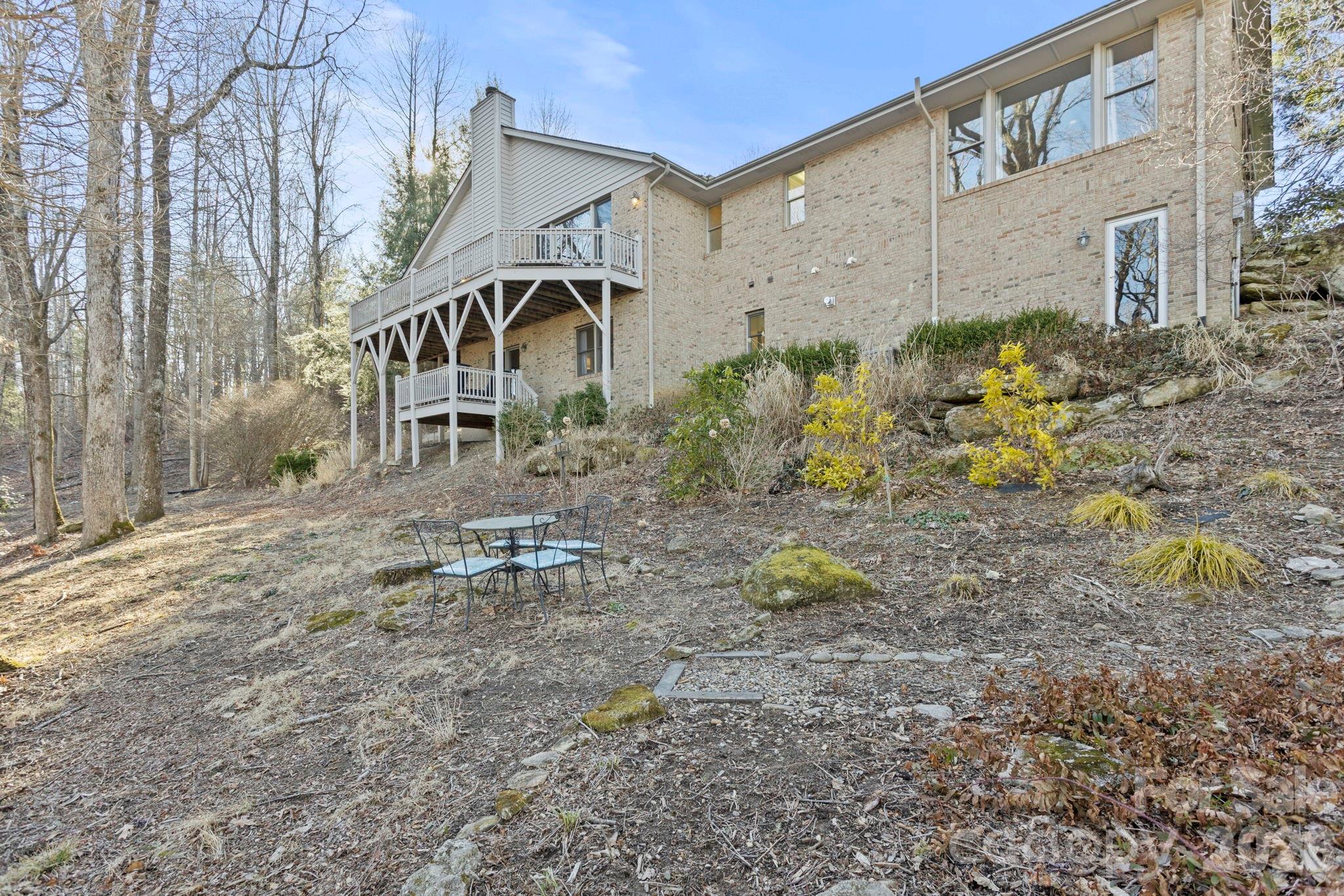 103 Bellshire Drive — Flat Rock