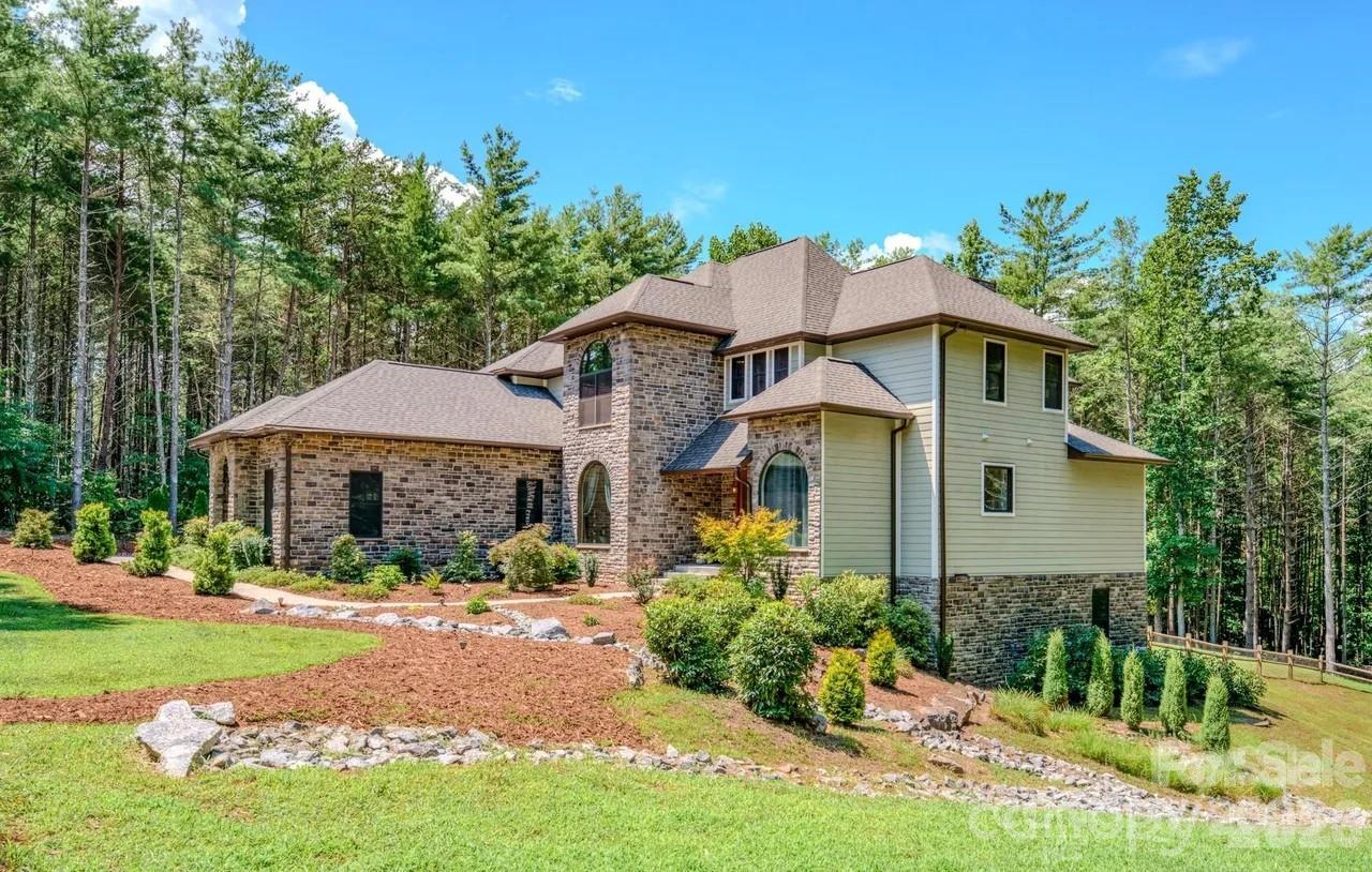 1416 Southpointe Drive #67 — Morganton