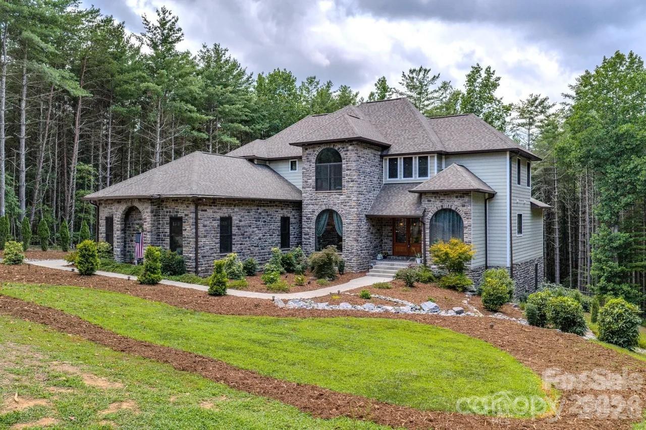 1416 Southpointe Drive #67 — Morganton