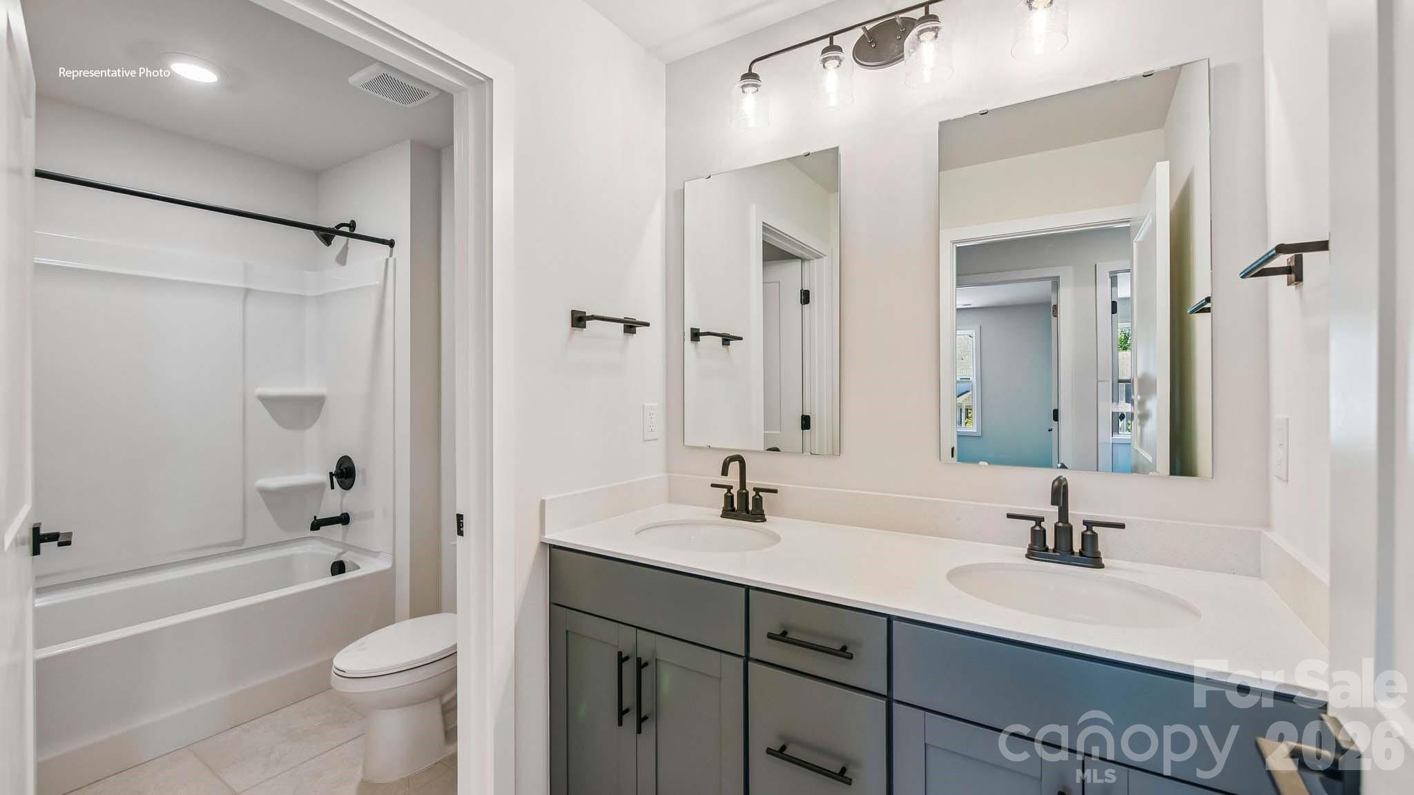 537 Mahogany Road — York