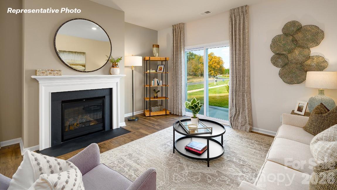 1323 Lily Drive — Richburg