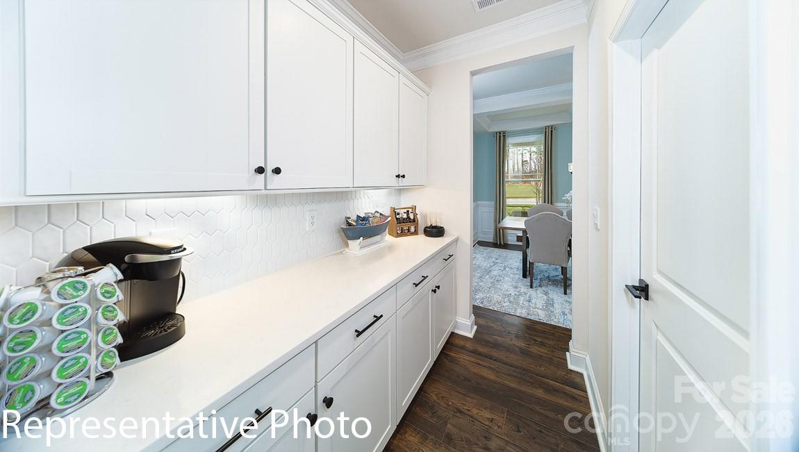 7802 Old Brook Road — Sherrills Ford