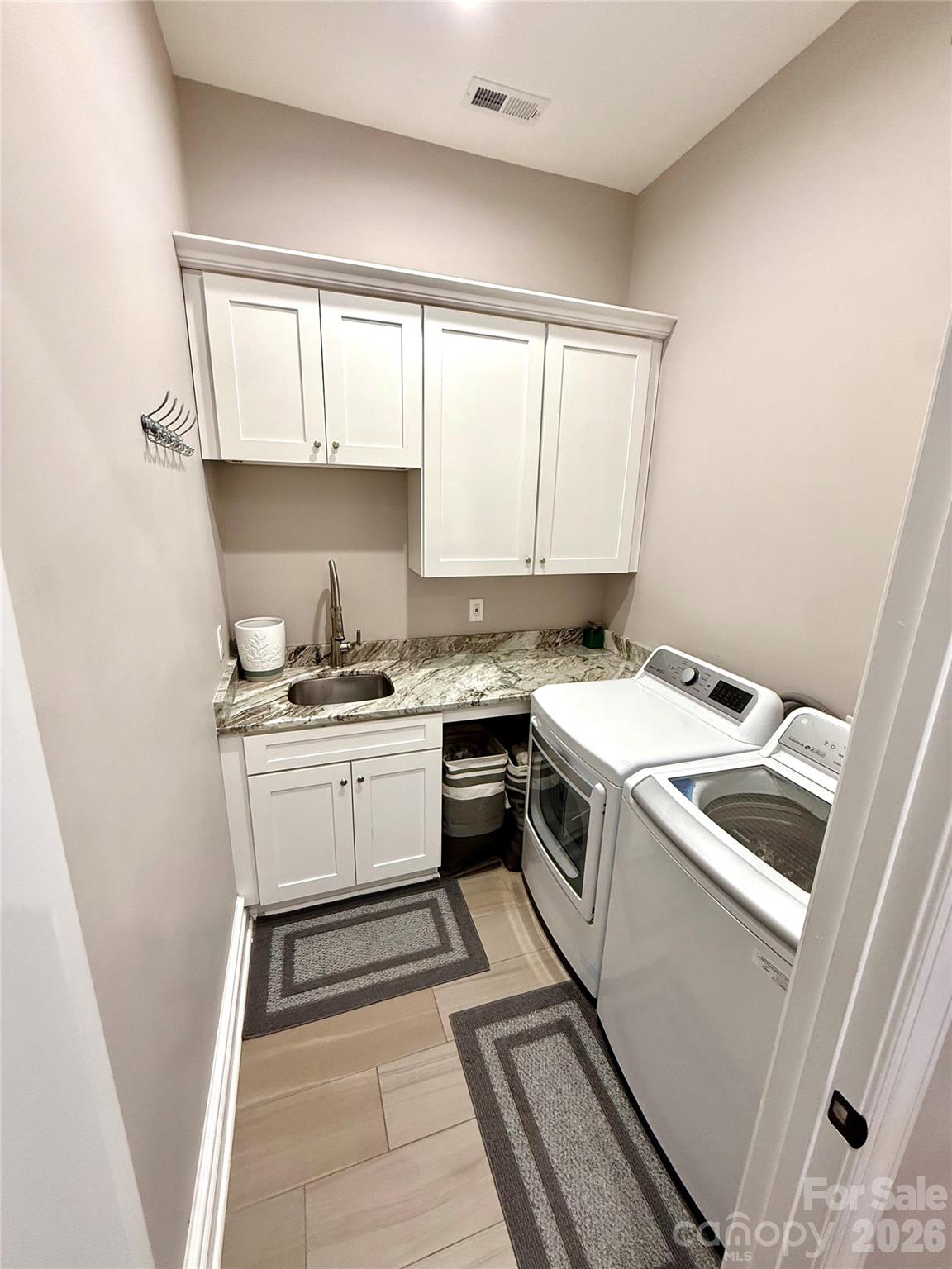 3508 Alfalfa Street — Conover