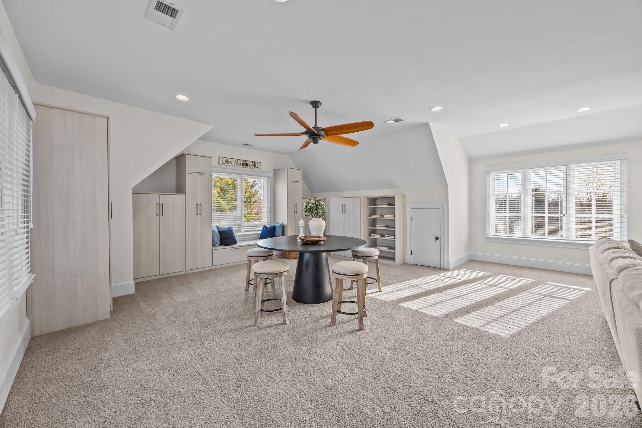 252 Milford Circle — Mooresville