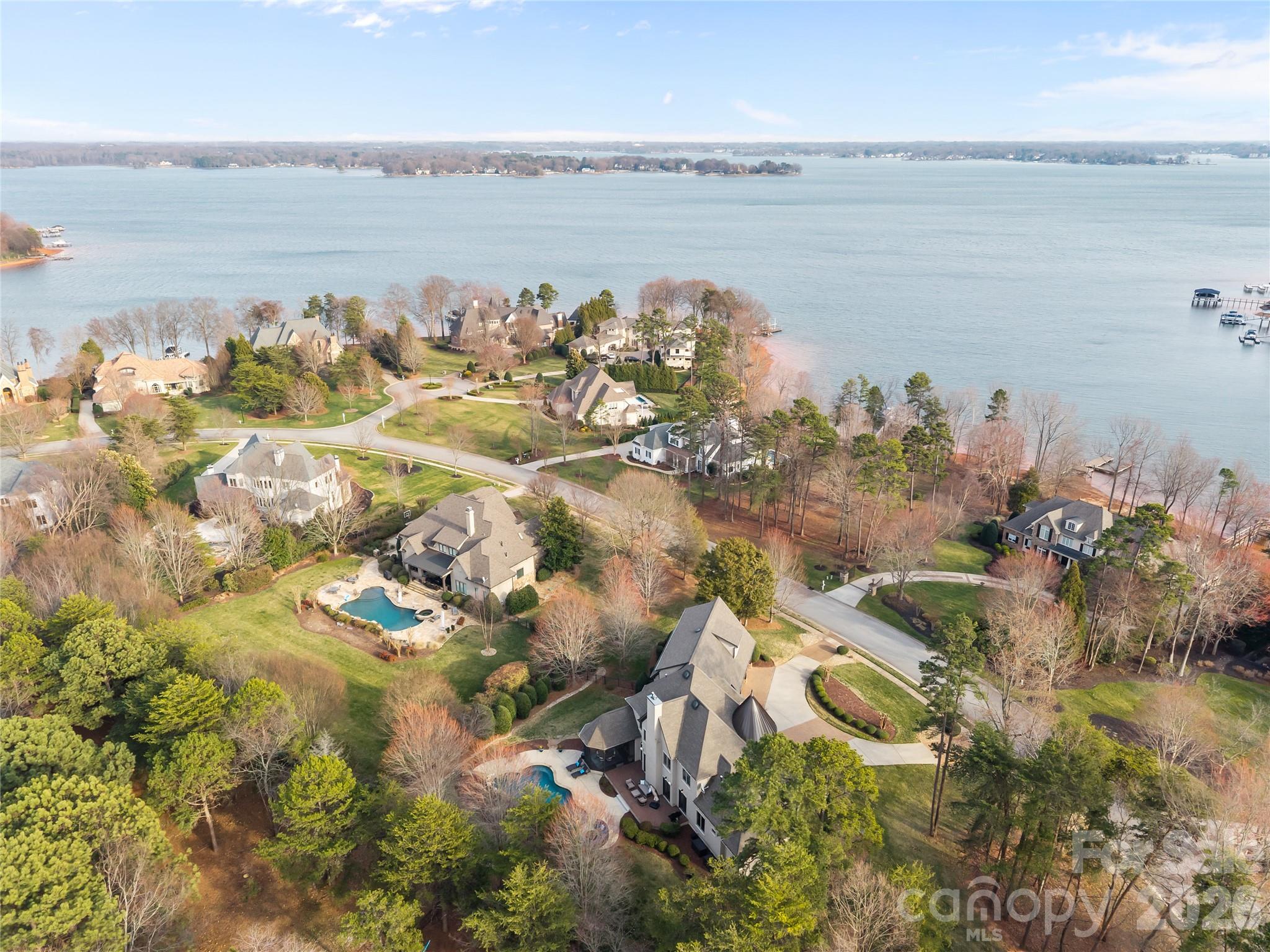 252 Milford Circle — Mooresville