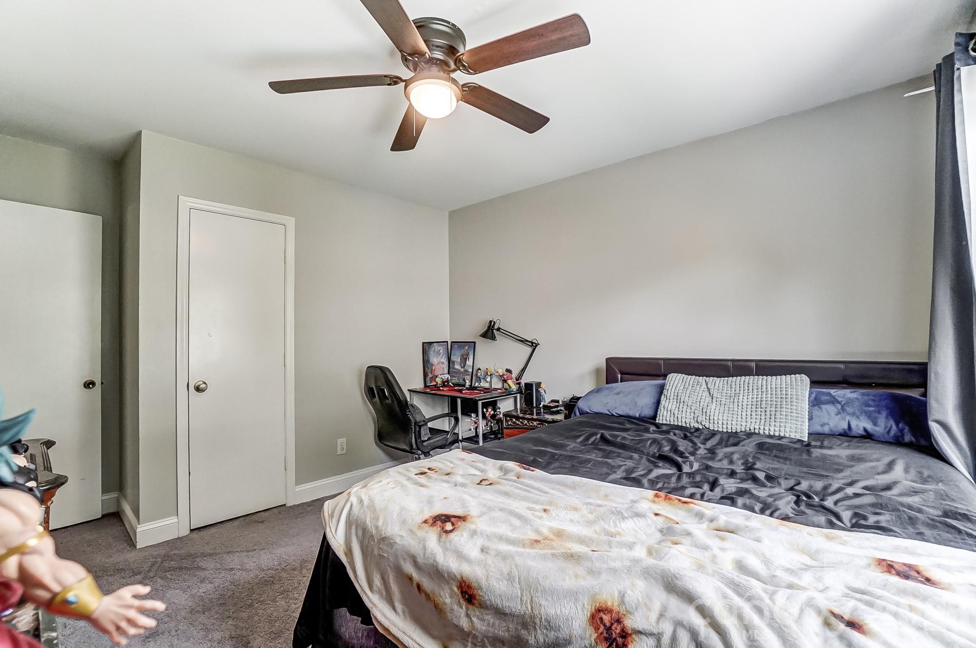 8518 Castle Pine Court — Charlotte