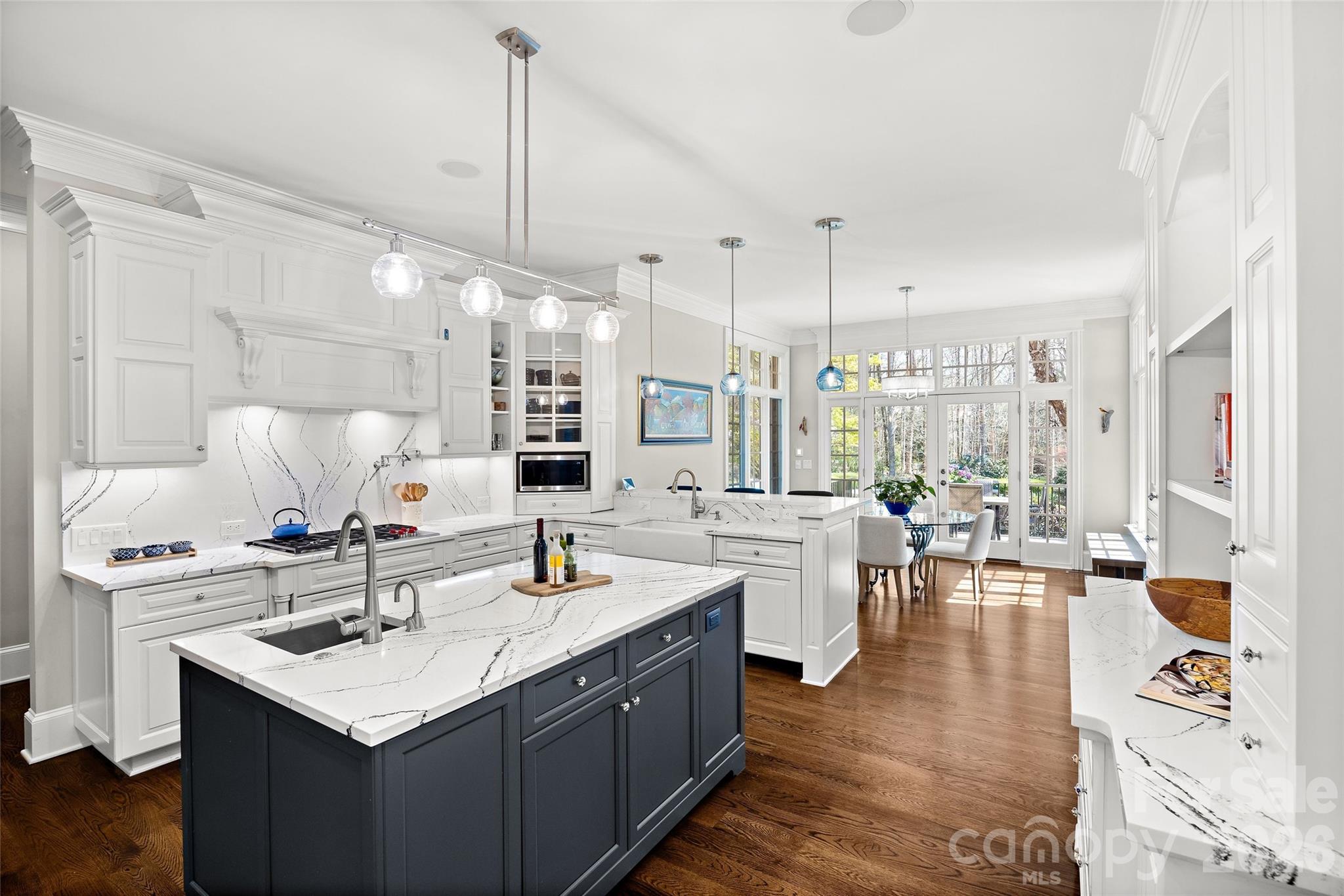 2095 Kings Manor Drive — Weddington